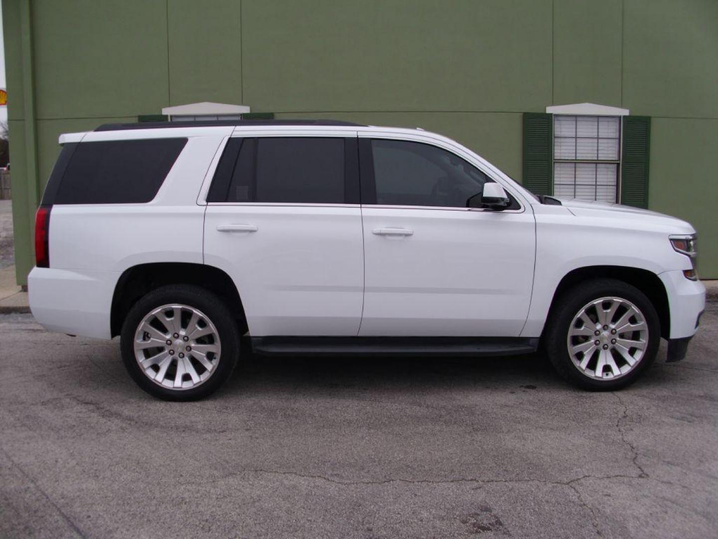 2016 WHITE CHEVROLET TAHOE LS (1GNSCAKC7GR) with an 5.3L engine, Automatic transmission, located at 12019 San Pedro Avenue, San Antonio, TX, 78216, (210) 494-5895, 29.550915, -98.491142 - DEALER FAMILY USED - VERY CLEAN! ONE OWNER! CASH ONLY (401K) CREDIT UNIONS OR BANKS WILL NOT FINANCE BECAUSE OF PRIOR DAMAGE REBUILT HISTORY - Photo#0