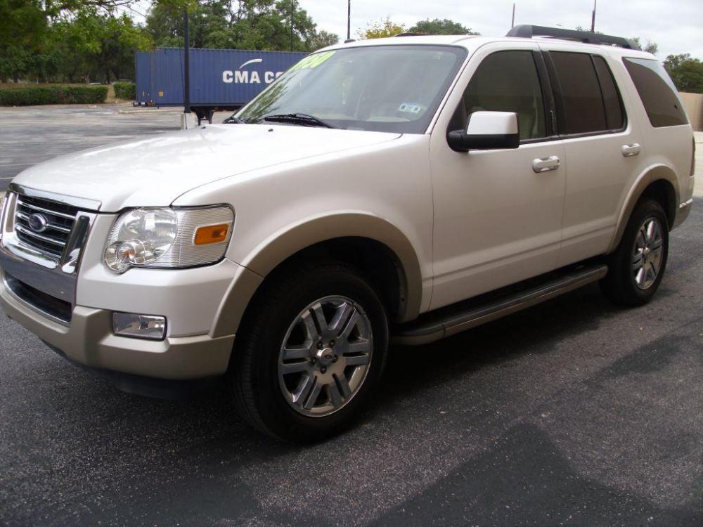 2010 WHITE FORD EXPLORER EDDIE BAUER (1FMEU7EE2AU) with an 4.0L engine, Automatic transmission, located at 12019 San Pedro Avenue, San Antonio, TX, 78216, (210) 494-5895, 29.551861, -98.487602 - Photo #5