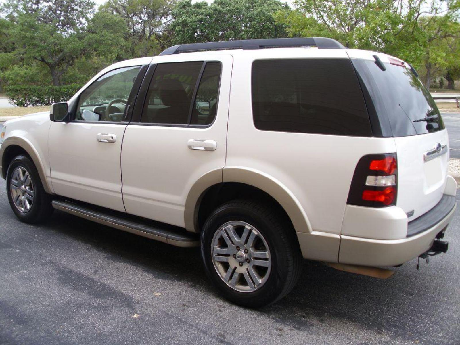 2010 WHITE FORD EXPLORER EDDIE BAUER (1FMEU7EE2AU) with an 4.0L engine, Automatic transmission, located at 12019 San Pedro Avenue, San Antonio, TX, 78216, (210) 494-5895, 29.551861, -98.487602 - 4x4; Front Seat Heaters; Leather Seats; Sync System; Power Folding Third Row; Full Roof Rack; Tow Hitch; Moon Roof; Bluetooth Technology; Navigation System; Air Conditioning; Power Windows; Power Locks; Power Steering; AM/FM CD/MP3; Satellite; AM/FM CD/DVD; Immobilizer; Keyless Entry; Dual Front Air - Photo #2
