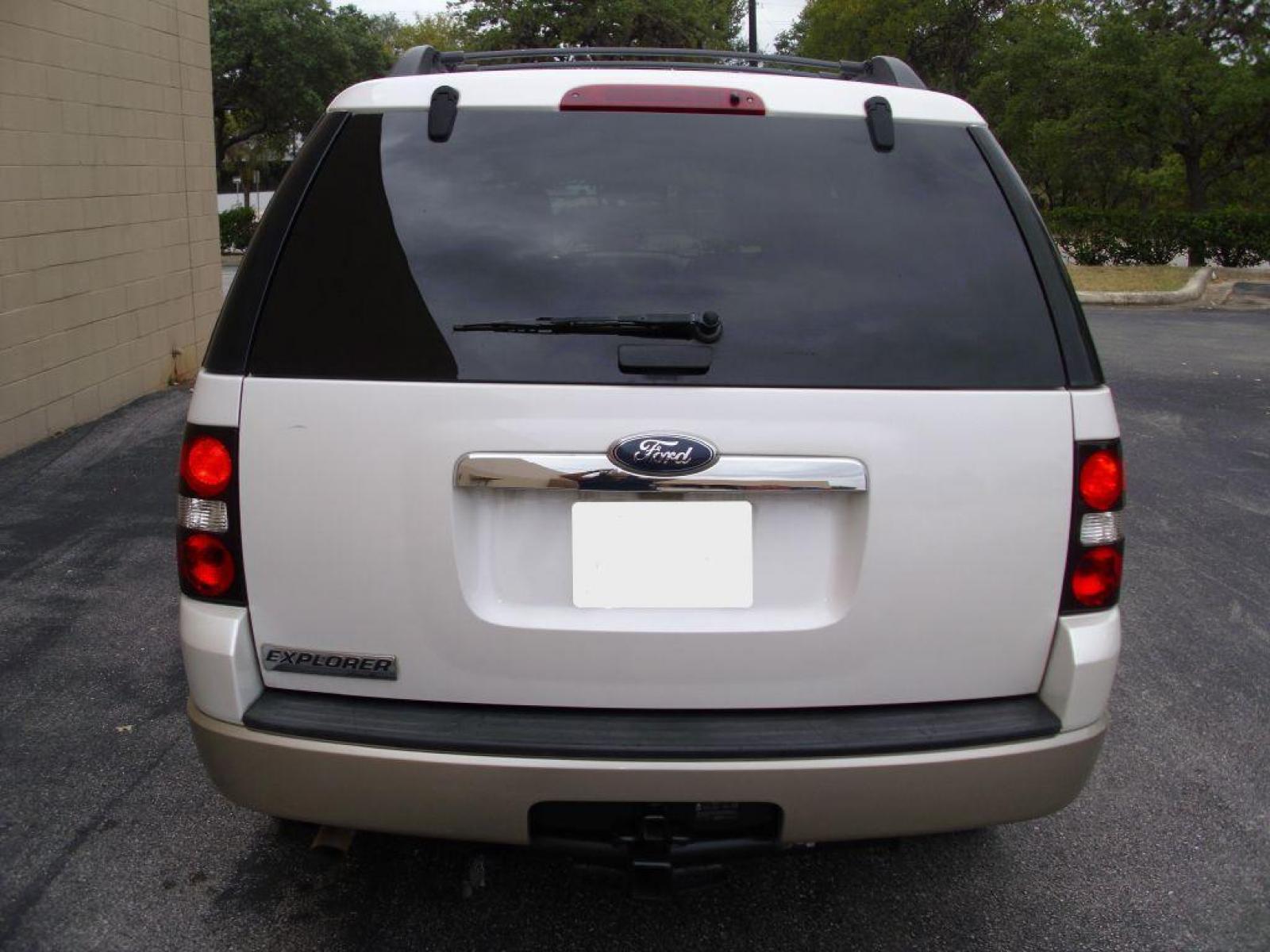 2010 WHITE FORD EXPLORER EDDIE BAUER (1FMEU7EE2AU) with an 4.0L engine, Automatic transmission, located at 12019 San Pedro Avenue, San Antonio, TX, 78216, (210) 494-5895, 29.551861, -98.487602 - 4x4; Front Seat Heaters; Leather Seats; Sync System; Power Folding Third Row; Full Roof Rack; Tow Hitch; Moon Roof; Bluetooth Technology; Navigation System; Air Conditioning; Power Windows; Power Locks; Power Steering; AM/FM CD/MP3; Satellite; AM/FM CD/DVD; Immobilizer; Keyless Entry; Dual Front Air - Photo #35