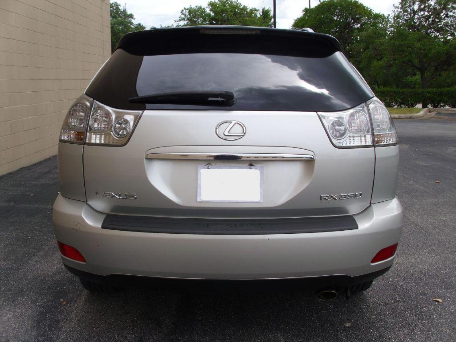 2004 SILVER LEXUS RX 330 (2T2GA31U34C) with an 3.3L engine, Automatic transmission, located at 12019 San Pedro Avenue, San Antonio, TX, 78216, (210) 494-5895, 29.551861, -98.487602 - Leather Seats; Memory Seats; Full Roof Rack; Air Conditioning; Power Windows; Power Locks; Power Steering; Available; AM/FM Cassette; AM/FM CD; Pass Key Security; Dual Front Airbags; Side Airbags; Active Seatbelts; Passenger Airbag Sensor; All Wheel ABS; Power Sun/Moon Roof - Photo #6