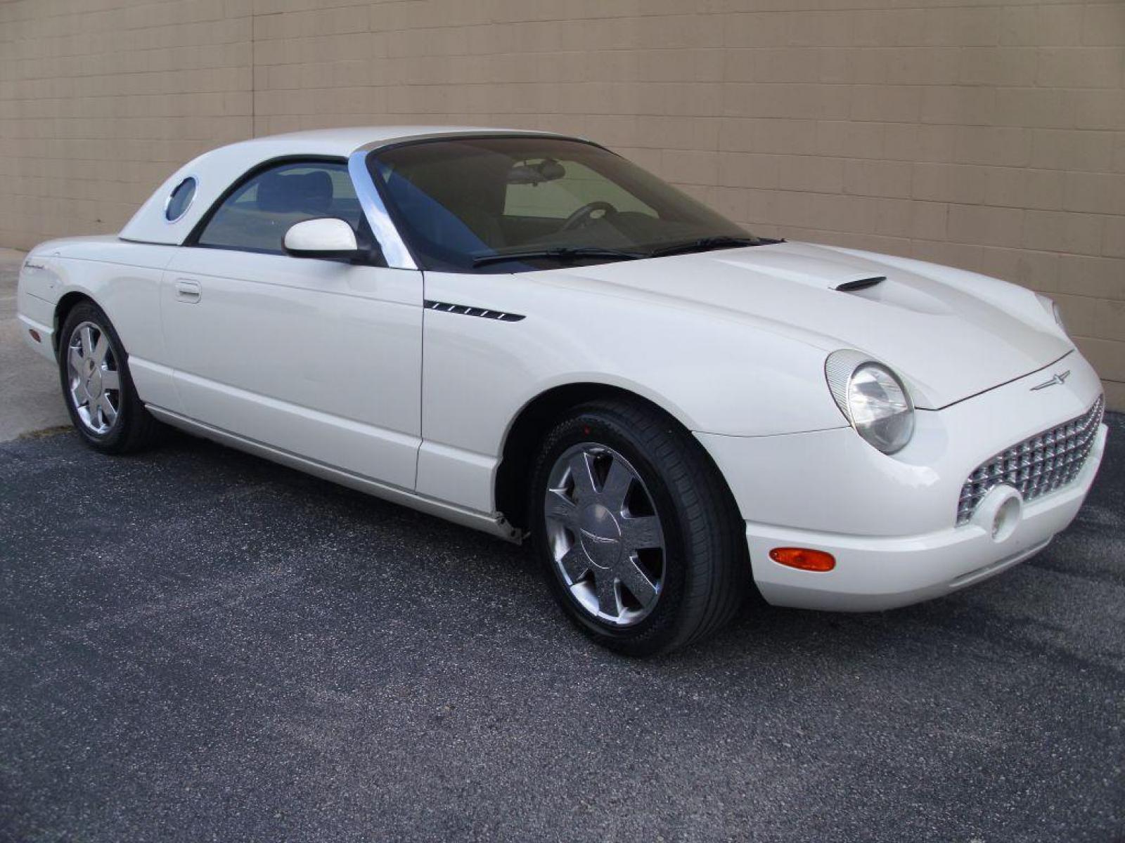 2002 WHITE FORD THUNDERBIRD (1FAHP60A02Y) with an 3.9L engine, Automatic transmission, located at 12019 San Pedro Avenue, San Antonio, TX, 78216, (210) 494-5895, 29.551861, -98.487602 - ONE OWNER; Leather Seats; Hard Top and Soft Top; Air Conditioning; Power Windows; Power Locks; Power Steering; Tilt Wheel; AM/FM CD; Pass Key Security; Dual Front Airbags; Sid Ar Bgs; Passenger deactivation switch; All Wheel ABS - Photo #13