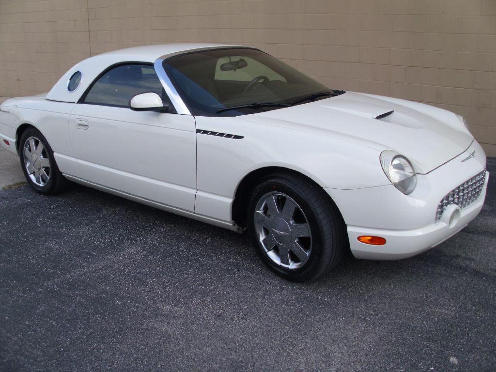 2002 WHITE FORD THUNDERBIRD (1FAHP60A02Y) with an 3.9L engine, Automatic transmission, located at 12019 San Pedro Avenue, San Antonio, TX, 78216, (210) 494-5895, 29.551861, -98.487602 - ONE OWNER; Leather Seats; Hard Top and Soft Top; Air Conditioning; Power Windows; Power Locks; Power Steering; Tilt Wheel; AM/FM CD; Pass Key Security; Dual Front Airbags; Sid Ar Bgs; Passenger deactivation switch; All Wheel ABS - Photo #14