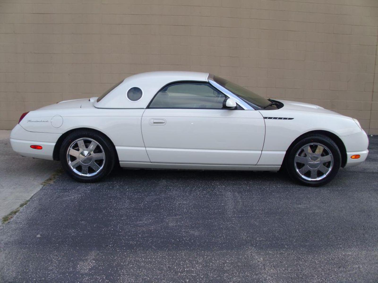 2002 WHITE FORD THUNDERBIRD (1FAHP60A02Y) with an 3.9L engine, Automatic transmission, located at 12019 San Pedro Avenue, San Antonio, TX, 78216, (210) 494-5895, 29.551861, -98.487602 - ONE OWNER; Leather Seats; Hard Top and Soft Top; Air Conditioning; Power Windows; Power Locks; Power Steering; Tilt Wheel; AM/FM CD; Pass Key Security; Dual Front Airbags; Sid Ar Bgs; Passenger deactivation switch; All Wheel ABS - Photo #16