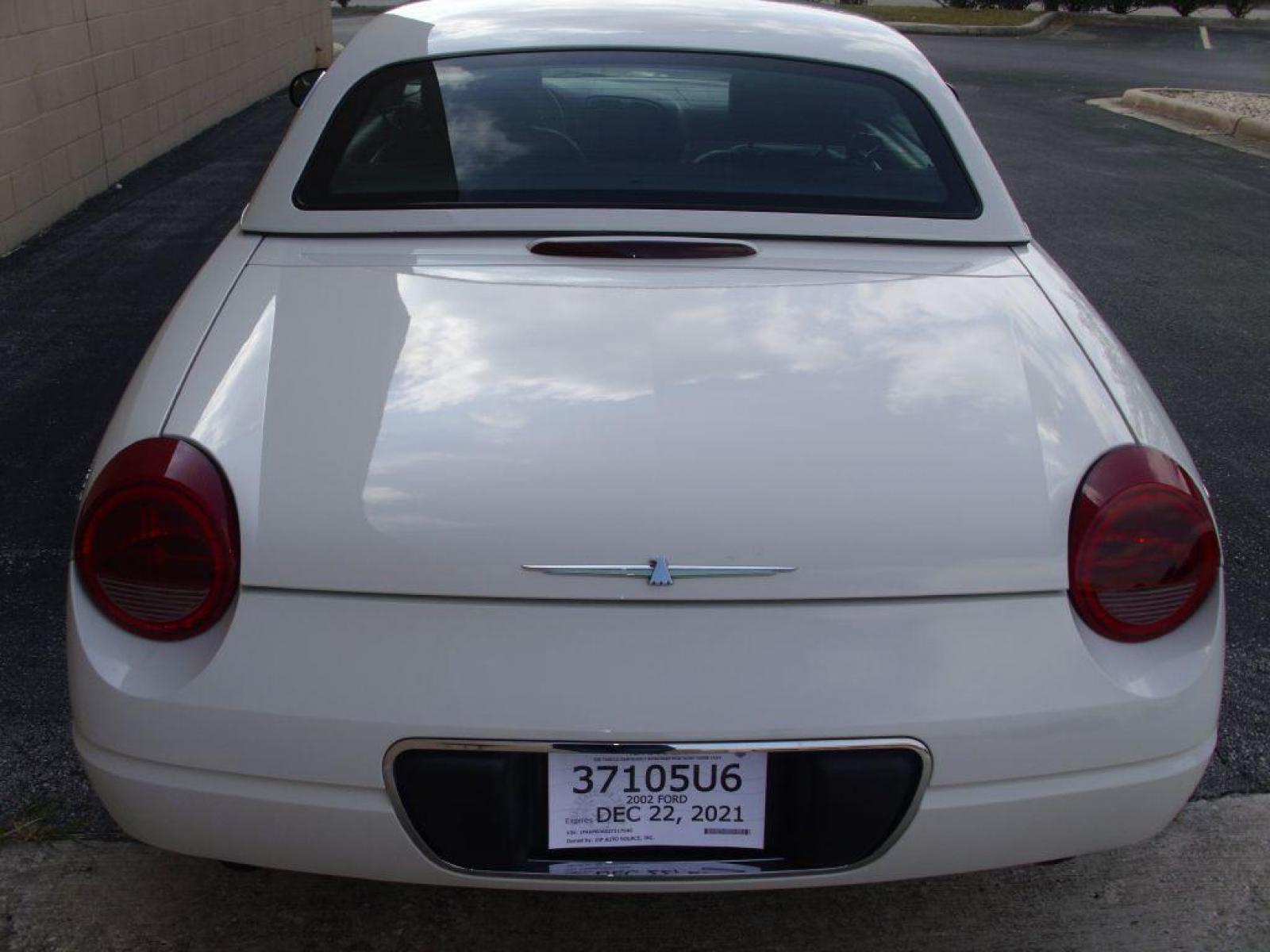 2002 WHITE FORD THUNDERBIRD (1FAHP60A02Y) with an 3.9L engine, Automatic transmission, located at 12019 San Pedro Avenue, San Antonio, TX, 78216, (210) 494-5895, 29.551861, -98.487602 - ONE OWNER; Leather Seats; Hard Top and Soft Top; Air Conditioning; Power Windows; Power Locks; Power Steering; Tilt Wheel; AM/FM CD; Pass Key Security; Dual Front Airbags; Sid Ar Bgs; Passenger deactivation switch; All Wheel ABS - Photo #22
