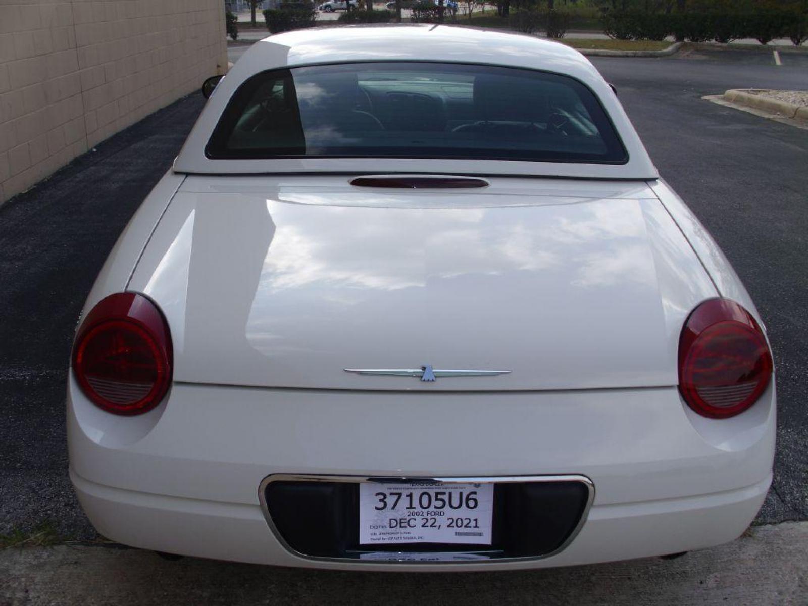 2002 WHITE FORD THUNDERBIRD (1FAHP60A02Y) with an 3.9L engine, Automatic transmission, located at 12019 San Pedro Avenue, San Antonio, TX, 78216, (210) 494-5895, 29.551861, -98.487602 - ONE OWNER; Leather Seats; Hard Top and Soft Top; Air Conditioning; Power Windows; Power Locks; Power Steering; Tilt Wheel; AM/FM CD; Pass Key Security; Dual Front Airbags; Sid Ar Bgs; Passenger deactivation switch; All Wheel ABS - Photo #24