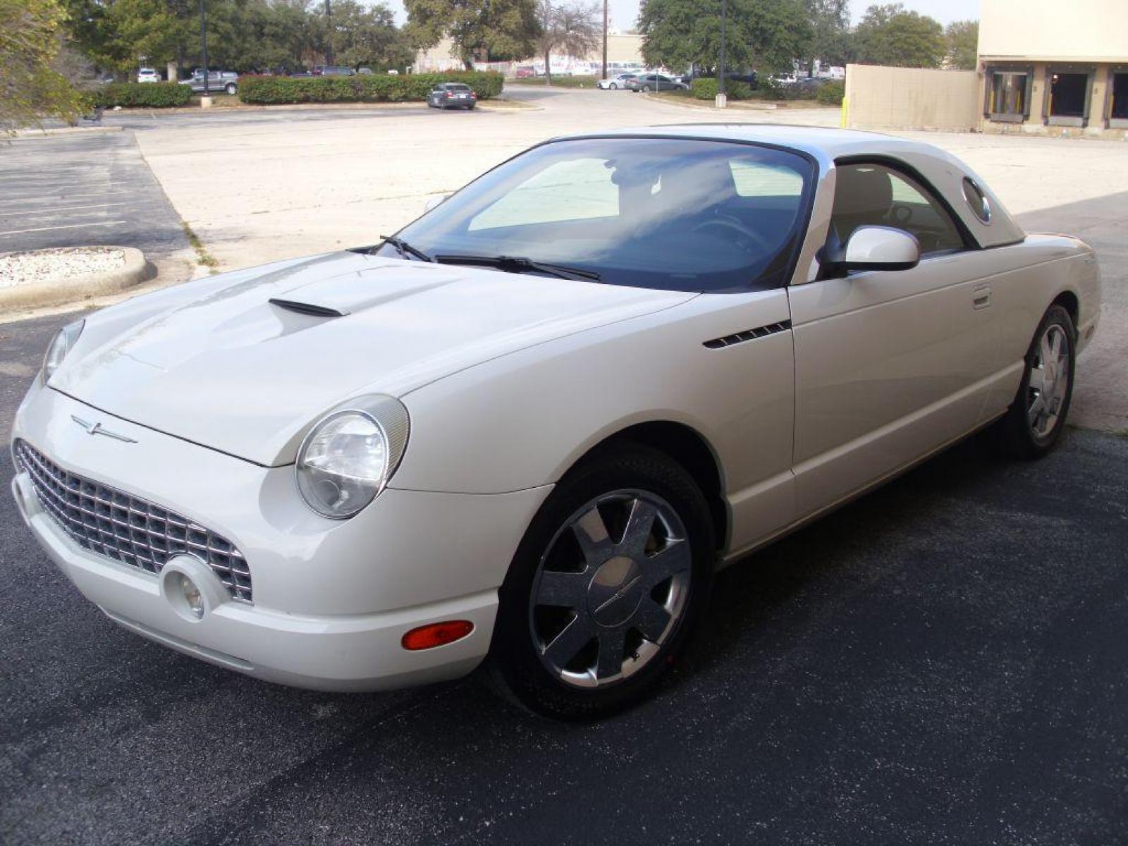 2002 WHITE FORD THUNDERBIRD (1FAHP60A02Y) with an 3.9L engine, Automatic transmission, located at 12019 San Pedro Avenue, San Antonio, TX, 78216, (210) 494-5895, 29.551861, -98.487602 - ONE OWNER; Leather Seats; Hard Top and Soft Top; Air Conditioning; Power Windows; Power Locks; Power Steering; Tilt Wheel; AM/FM CD; Pass Key Security; Dual Front Airbags; Sid Ar Bgs; Passenger deactivation switch; All Wheel ABS - Photo #7