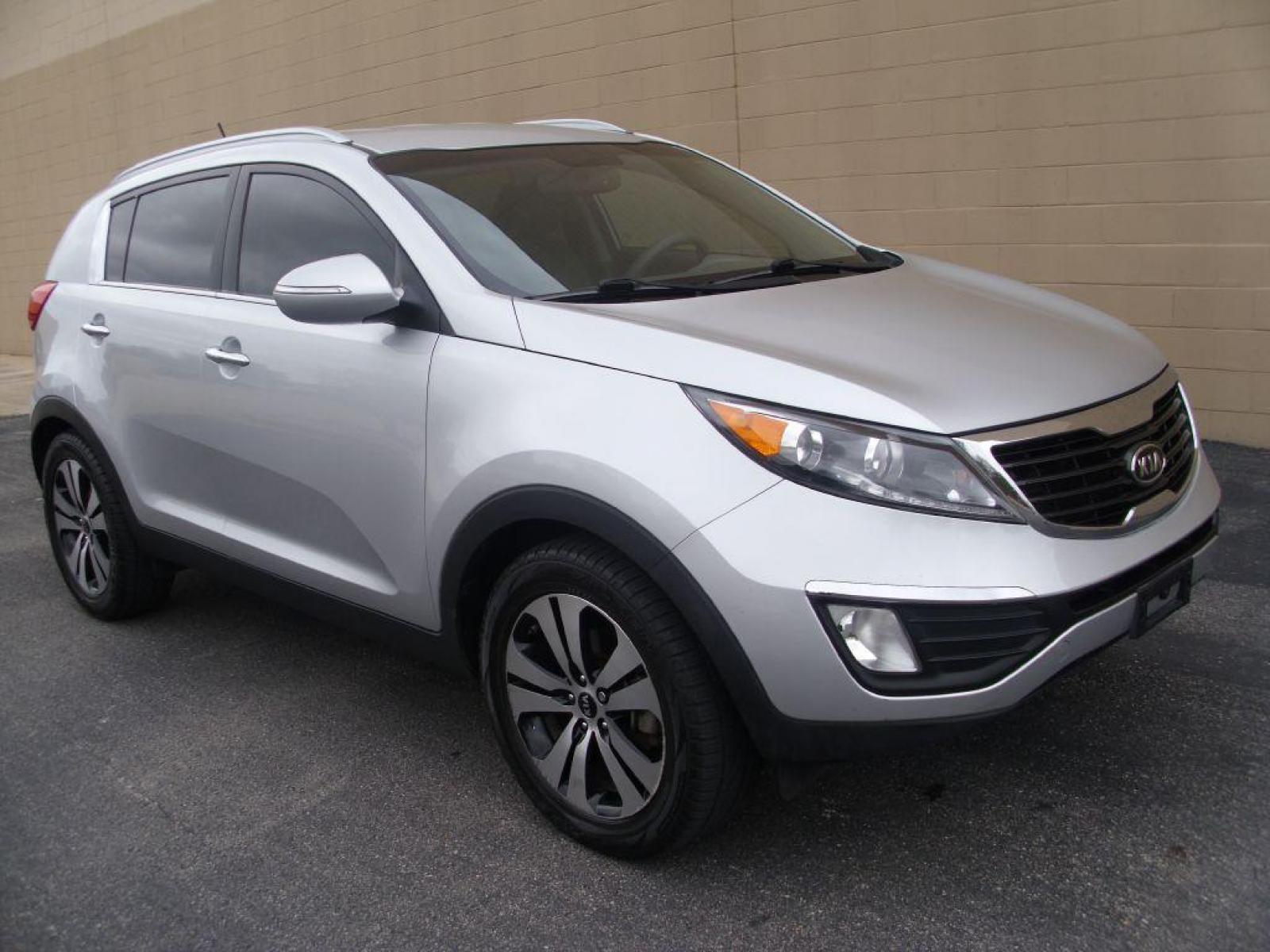 2012 SILVER KIA SPORTAGE EX (KNDPC3A20C7) with an 2.4L engine, Automatic transmission, located at 12019 San Pedro Avenue, San Antonio, TX, 78216, (210) 494-5895, 29.551861, -98.487602 - ONE-OWNER; Bluetooth Technology; Cruise Control; Parking Sensors; Backup Camera; Satellite Radio; Air Conditioning; Power Windows; Power Locks; Power Steering; Tilt Wheel; AM/FM CD/MP3; Satellite; Immobilizer; Keyless Entry; Alarm; Dual Front Airbags; Side Airbags; Head Airbags; Rear Head Airbags; A - Photo #15
