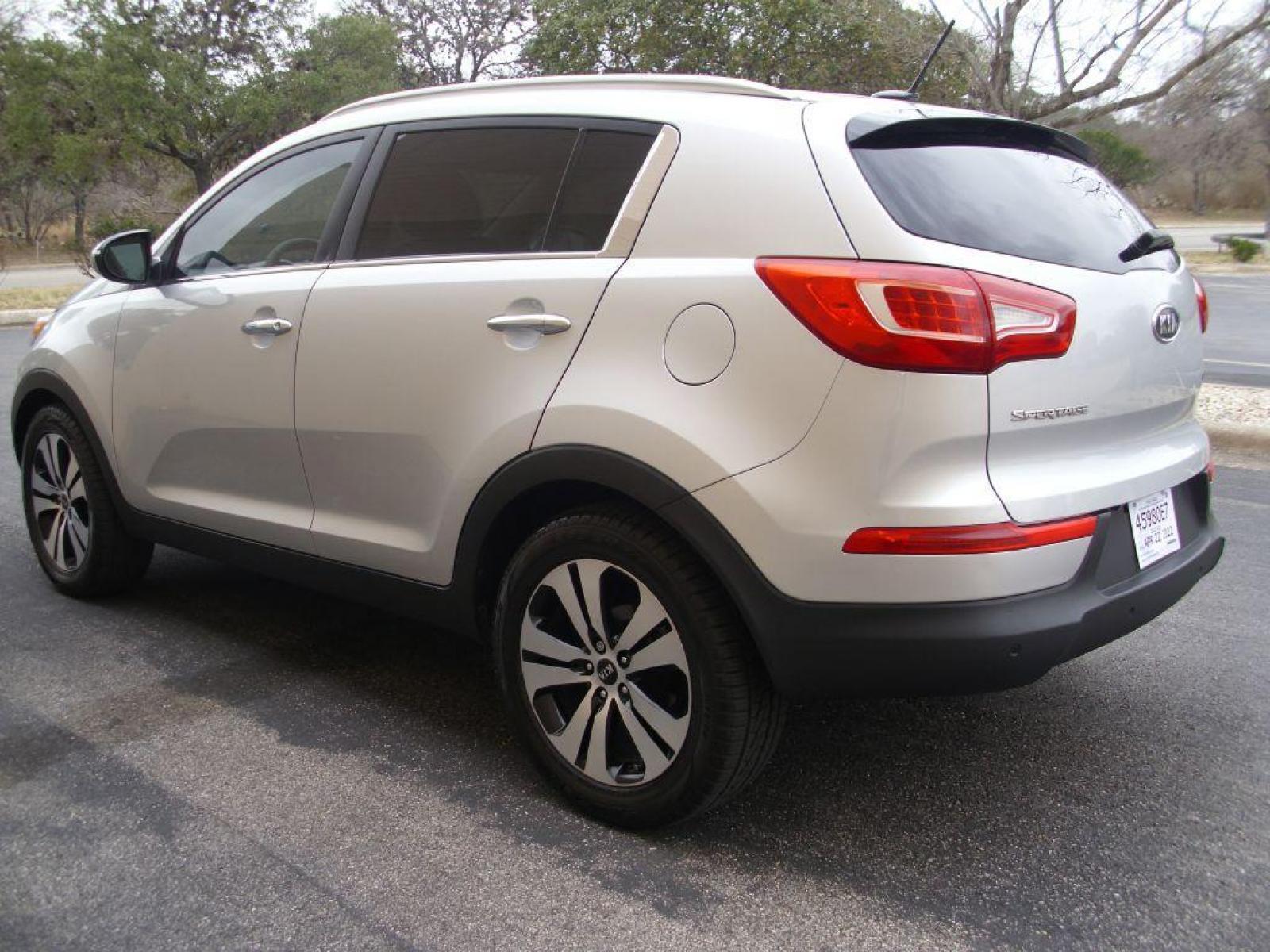 2012 SILVER KIA SPORTAGE EX (KNDPC3A20C7) with an 2.4L engine, Automatic transmission, located at 12019 San Pedro Avenue, San Antonio, TX, 78216, (210) 494-5895, 29.551861, -98.487602 - ONE-OWNER; Bluetooth Technology; Cruise Control; Parking Sensors; Backup Camera; Satellite Radio; Air Conditioning; Power Windows; Power Locks; Power Steering; Tilt Wheel; AM/FM CD/MP3; Satellite; Immobilizer; Keyless Entry; Alarm; Dual Front Airbags; Side Airbags; Head Airbags; Rear Head Airbags; A - Photo #24