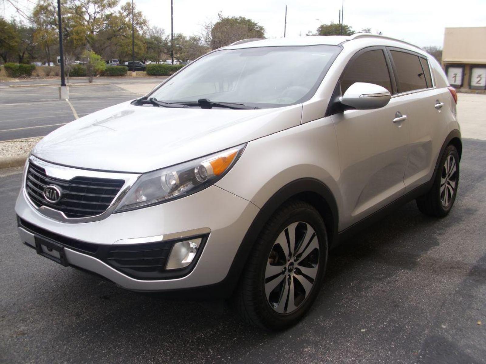 2012 SILVER KIA SPORTAGE EX (KNDPC3A20C7) with an 2.4L engine, Automatic transmission, located at 12019 San Pedro Avenue, San Antonio, TX, 78216, (210) 494-5895, 29.551861, -98.487602 - ONE-OWNER; Bluetooth Technology; Cruise Control; Parking Sensors; Backup Camera; Satellite Radio; Air Conditioning; Power Windows; Power Locks; Power Steering; Tilt Wheel; AM/FM CD/MP3; Satellite; Immobilizer; Keyless Entry; Alarm; Dual Front Airbags; Side Airbags; Head Airbags; Rear Head Airbags; A - Photo #7
