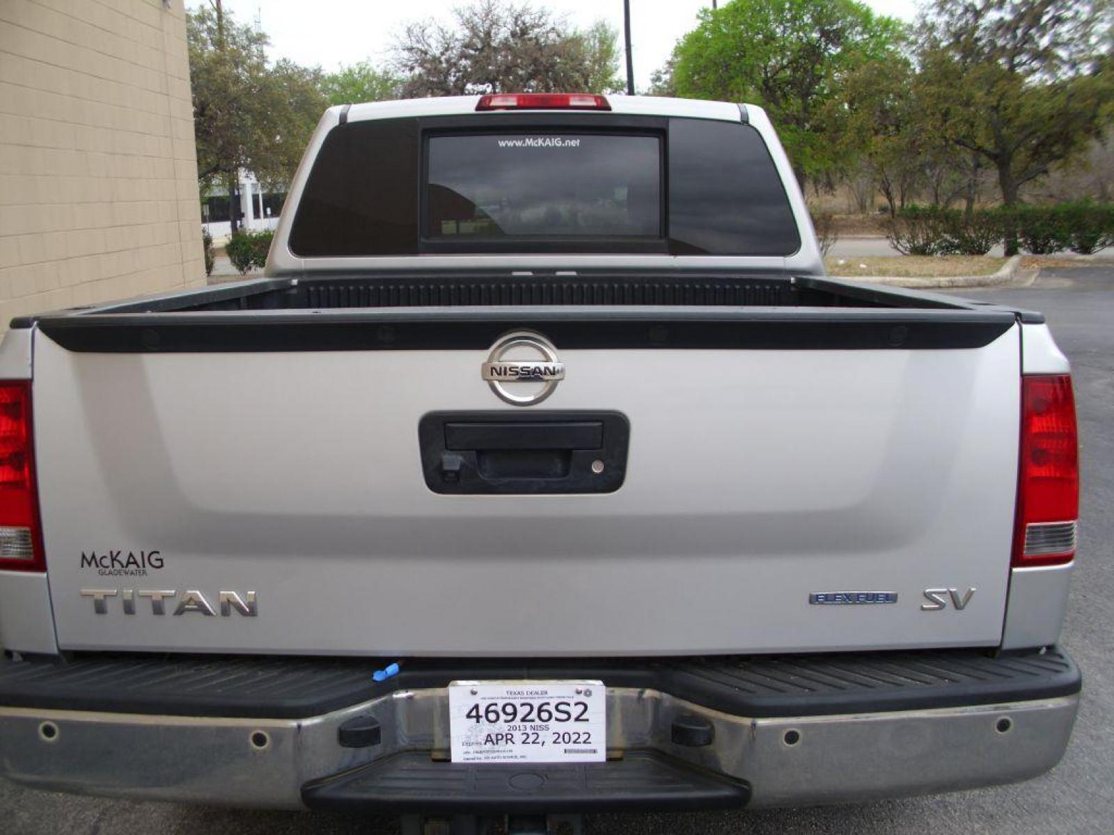 2013 SILVER NISSAN TITAN S (1N6BA0ED2DN) with an 5.6L engine, Automatic transmission, located at 12019 San Pedro Avenue, San Antonio, TX, 78216, (210) 494-5895, 29.551861, -98.487602 - 4 Door; Bed Liner; Bluetooth Technology; Backup Camera; Running Boards; Towing Package; Air Conditioning; Power Windows; Power Locks; Power Steering; Tilt Wheel; AM/FM CD; AM/FM CD/MP3; Satellite; Dual Front Airbags; Passenger Sensor; Active Belts; Crew Cab; Regular Bed; All Wheel ABS; 1/2 Ton; Back - Photo #9