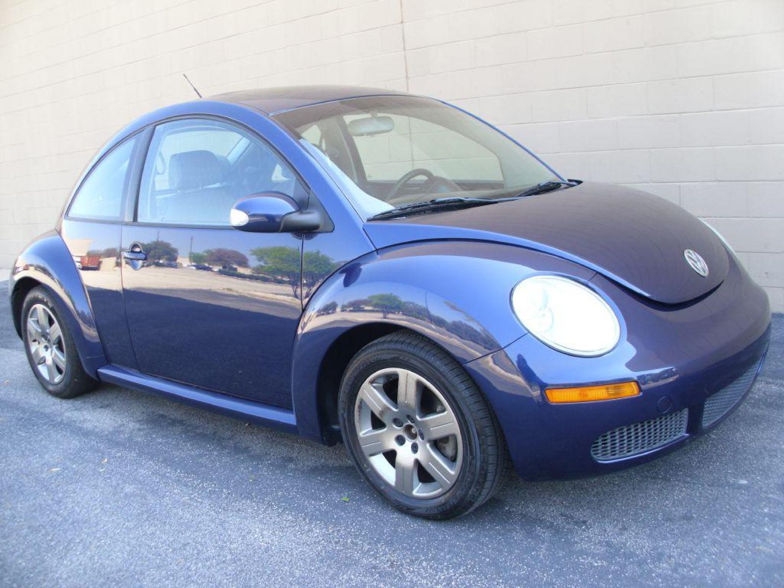 2006 BLUE VOLKSWAGEN NEW BEETLE 2.5L OPTION PACKAGE 1 (3VWRW31C76M) with an 2.5L engine, Automatic transmission, located at 12019 San Pedro Avenue, San Antonio, TX, 78216, (210) 494-5895, 29.551861, -98.487602 - Leather Seats; Air Conditioning; Power Windows; Power Locks; Power Steering; Tilt Wheel; AM/FM Cassette; AM/FM CD; Passive sentry key; Dual Air Bags Front and Sides; Active Belts; All Wheel ABS; Retractable Roof Panel - Photo #10