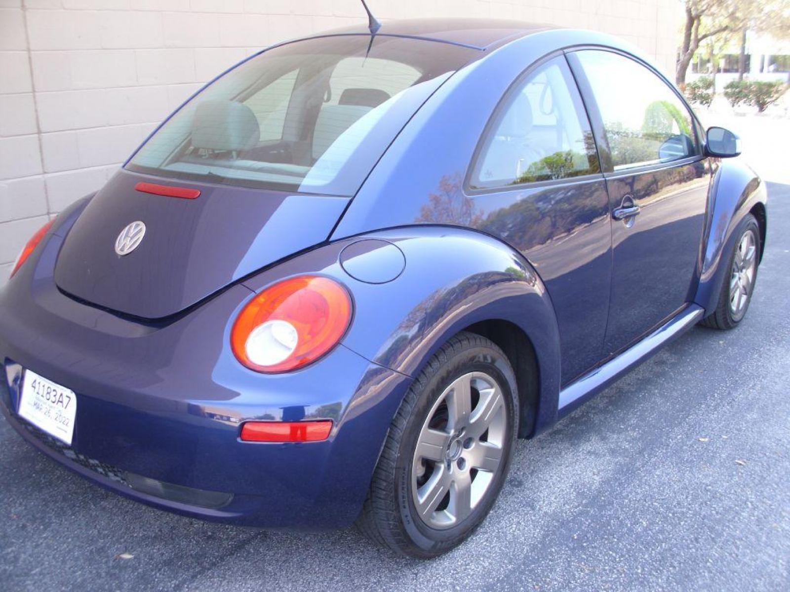 2006 BLUE VOLKSWAGEN NEW BEETLE 2.5L OPTION PACKAGE 1 (3VWRW31C76M) with an 2.5L engine, Automatic transmission, located at 12019 San Pedro Avenue, San Antonio, TX, 78216, (210) 494-5895, 29.551861, -98.487602 - Leather Seats; Air Conditioning; Power Windows; Power Locks; Power Steering; Tilt Wheel; AM/FM Cassette; AM/FM CD; Passive sentry key; Dual Air Bags Front and Sides; Active Belts; All Wheel ABS; Retractable Roof Panel - Photo #11