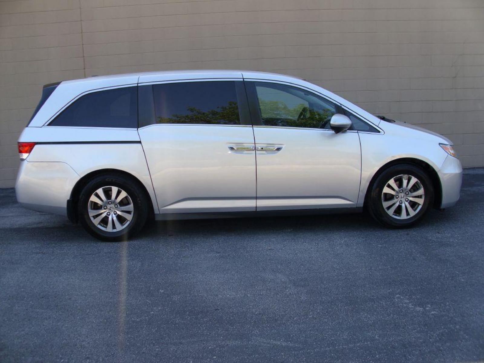 2014 SILVER HONDA ODYSSEY EXL (5FNRL5H62EB) with an 3.5L engine, Automatic transmission, located at 12019 San Pedro Avenue, San Antonio, TX, 78216, (210) 494-5895, 29.551861, -98.487602 - Lane Watch; Backup Camera; Bluetooth Technology; 3rd Row Seats; Leather Seats; Heated Seats; Power Sun/Moon Roof, 7-Passenger Seating; Power Sliding Doors; Power Liftgate; Lane Departure Warning; DVD Video System; Navigation System; Smart Key; Air Conditioning; Power Windows; Power Locks; Power Stee - Photo #1