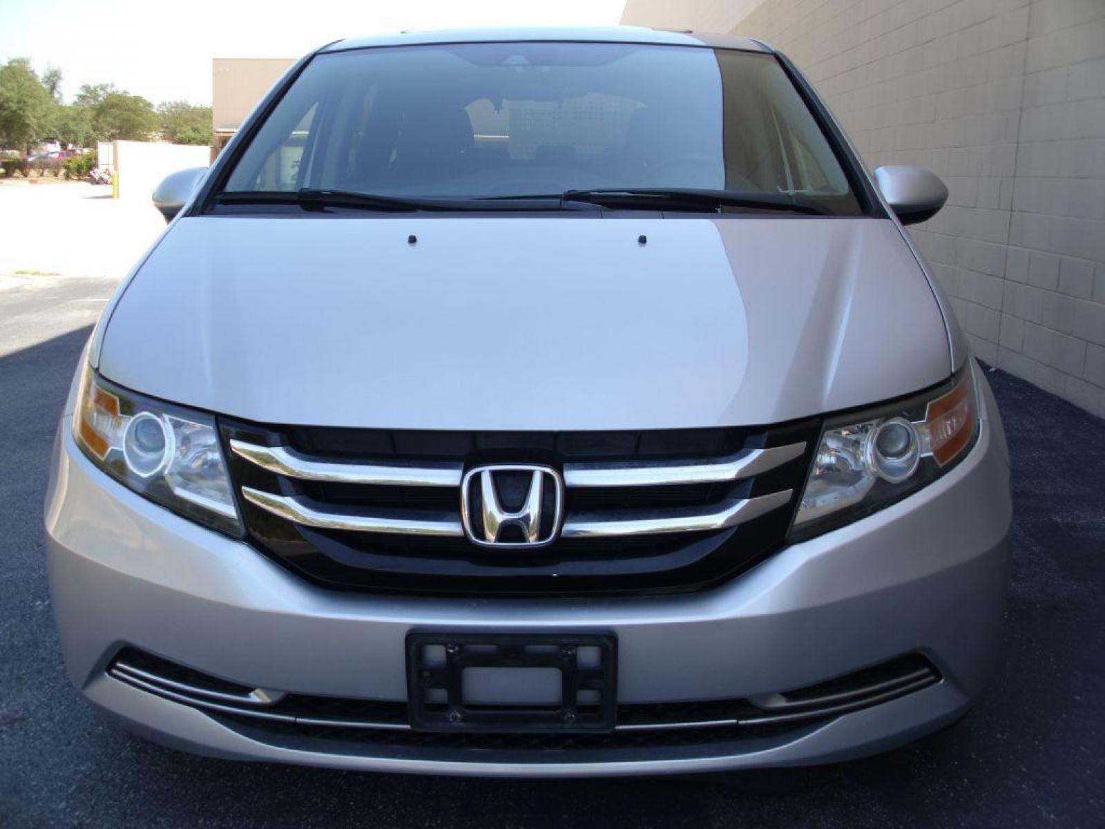 2014 SILVER HONDA ODYSSEY EXL (5FNRL5H62EB) with an 3.5L engine, Automatic transmission, located at 12019 San Pedro Avenue, San Antonio, TX, 78216, (210) 494-5895, 29.551861, -98.487602 - Lane Watch; Backup Camera; Bluetooth Technology; 3rd Row Seats; Leather Seats; Heated Seats; Power Sun/Moon Roof, 7-Passenger Seating; Power Sliding Doors; Power Liftgate; Lane Departure Warning; DVD Video System; Navigation System; Smart Key; Air Conditioning; Power Windows; Power Locks; Power Stee - Photo #5