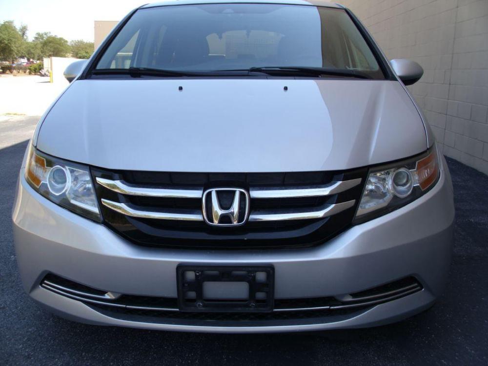 2014 SILVER HONDA ODYSSEY EXL (5FNRL5H62EB) with an 3.5L engine, Automatic transmission, located at 12019 San Pedro Avenue, San Antonio, TX, 78216, (210) 494-5895, 29.551861, -98.487602 - We offer financing thru Capital One Auto Finance. Get Prequalified without any impact to your credit score. Visit our website www.kwsautosales.com and click the Explore Financing/Capital One streamer button to pre-qualify. They offer good terms based on your credit profile and down payment whi - Photo #6