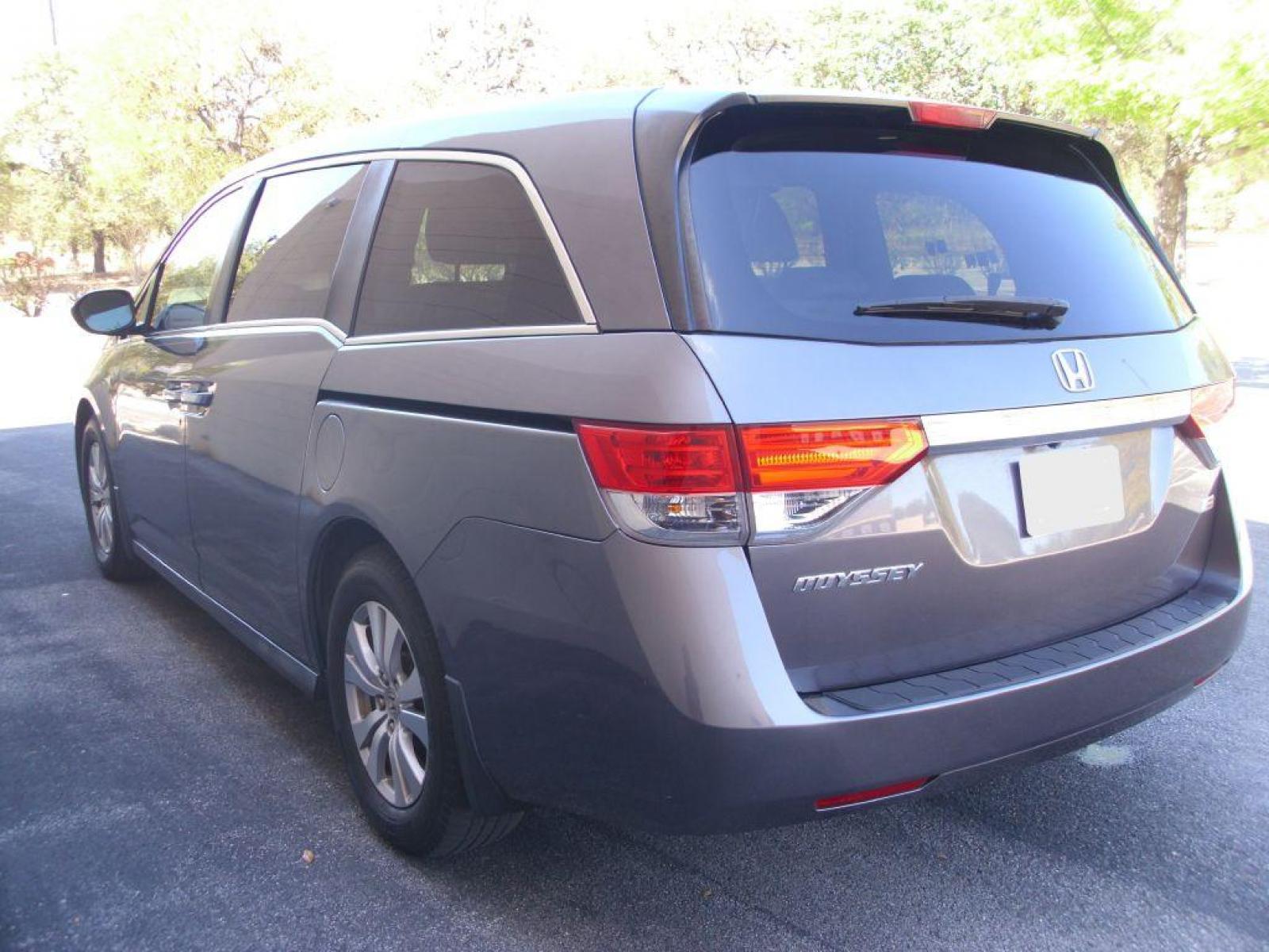 2015 GRAY HONDA ODYSSEY EX (5FNRL5H48FB) with an 3.5L engine, Automatic transmission, located at 12019 San Pedro Avenue, San Antonio, TX, 78216, (210) 494-5895, 29.550915, -98.491142 - IMMACULATE!! Blind Spot Moniter; Backup Camera; Fold-Away 3rd Row; Leather Seats; 8-Passenger Seating; Smart Key; Bluetooth Technology; Power Sliding Doors; Air Conditioning; Power Windows; Power Locks; Power Steering; Tilt Wheel; AM/FM CD/MP3; Satellite; Immobilizer; Keyless Entry; Alarm; Daytime - Photo #4