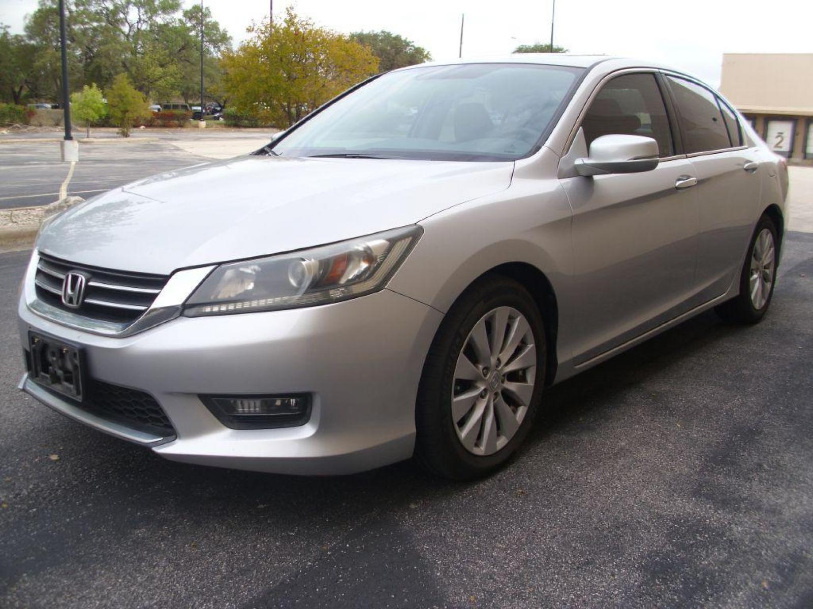 2014 SILVER HONDA ACCORD EX (1HGCR2F78EA) with an 2.4L engine, Automatic transmission, located at 12019 San Pedro Avenue, San Antonio, TX, 78216, (210) 494-5895, 29.551861, -98.487602 - ONE-OWNER; LaneWatch; Bluetooth Wireless; Heated Seats; Smart Key; Air Conditioning; Power Windows; Power Locks; Power Steering; Tilt Wheel; AM/FM CD/MP3; Immobilizer; Keyless Entry; Alarm; Daytime Running Lights; Dual Front Airbags; Side Airbags; Head Airbags; Rear Head Airbags; Active Seatbelts; A - Photo #1