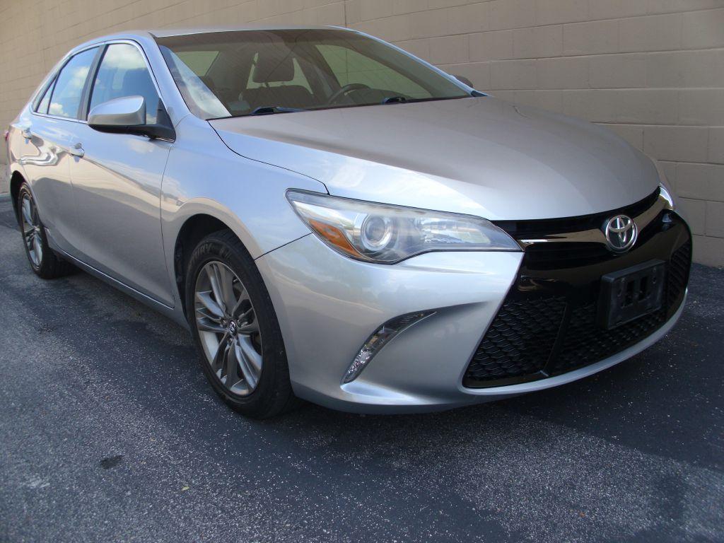 photo of 2016 TOYOTA CAMRY 4DR