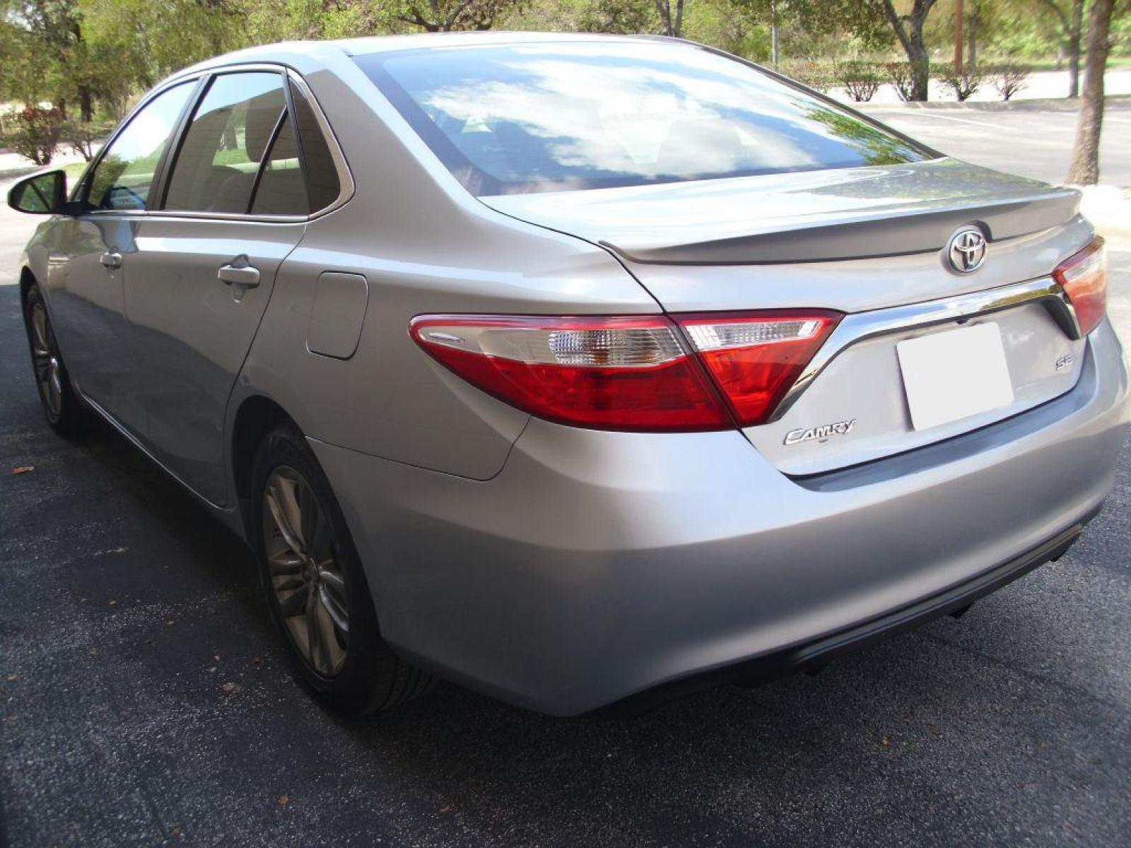 2016 SILVER TOYOTA CAMRY LE (4T1BF1FK9GU) with an 2.5L engine, Automatic transmission, located at 12019 San Pedro Avenue, San Antonio, TX, 78216, (210) 494-5895, 29.551861, -98.487602 - Backup Camera; Bluetooth Technology; Cruise Control; Rear Spoiler; Air Conditioning; Power Windows; Power Locks; Power Steering; Tilt Wheel; AM/FM CD/MP3; Satellite; Immobilizer; Keyless Entry; Daytime Running Lights; Dual Front Airbags; Side Airbags; Head Airbags; Rear Head Airbags; Active Seatbelt - Photo #3