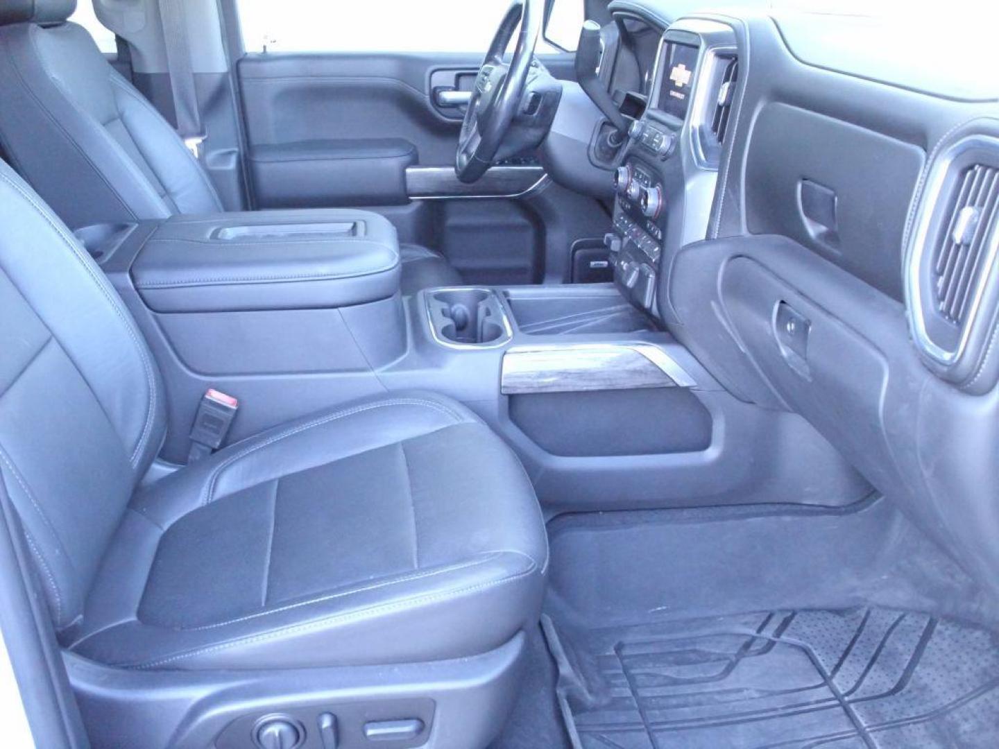 2020 WHITE CHEVROLET SILVERADO 1500 LTZ (3GCUYGED7LG) with an 5.3L engine, Automatic transmission, located at 2215 Harry Wurzbach Rd , San Antonio, TX, 78209, (208) 269-7240, 29.491415, -98.432098 - AMAZING TRUCK!! LTZ 4 WHEEL DRIVE! Air Conditioning; Leather Seats; Blind Spot Monitor; Front Seat Air Conditioned and Heaters; Heated Steering Wheel; Lane Departure Warning; Parking Sensors; Rear View Camera; Remote Start; Smart Key; Power Windows; Power Locks; Power Tail Gate, Power Steering; T - Photo#10