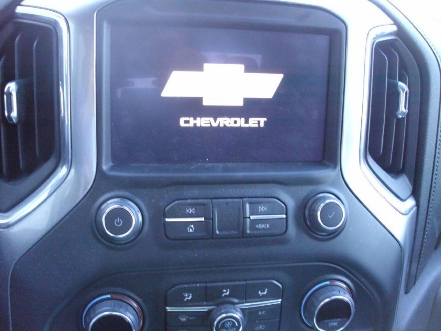 2020 WHITE CHEVROLET SILVERADO 1500 LTZ (3GCUYGED7LG) with an 5.3L engine, Automatic transmission, located at 2215 Harry Wurzbach Rd , San Antonio, TX, 78209, (208) 269-7240, 29.491415, -98.432098 - AMAZING TRUCK!! LTZ 4 WHEEL DRIVE! Air Conditioning; Leather Seats; Blind Spot Monitor; Front Seat Air Conditioned and Heaters; Heated Steering Wheel; Lane Departure Warning; Parking Sensors; Rear View Camera; Remote Start; Smart Key; Power Windows; Power Locks; Power Tail Gate, Power Steering; T - Photo#13