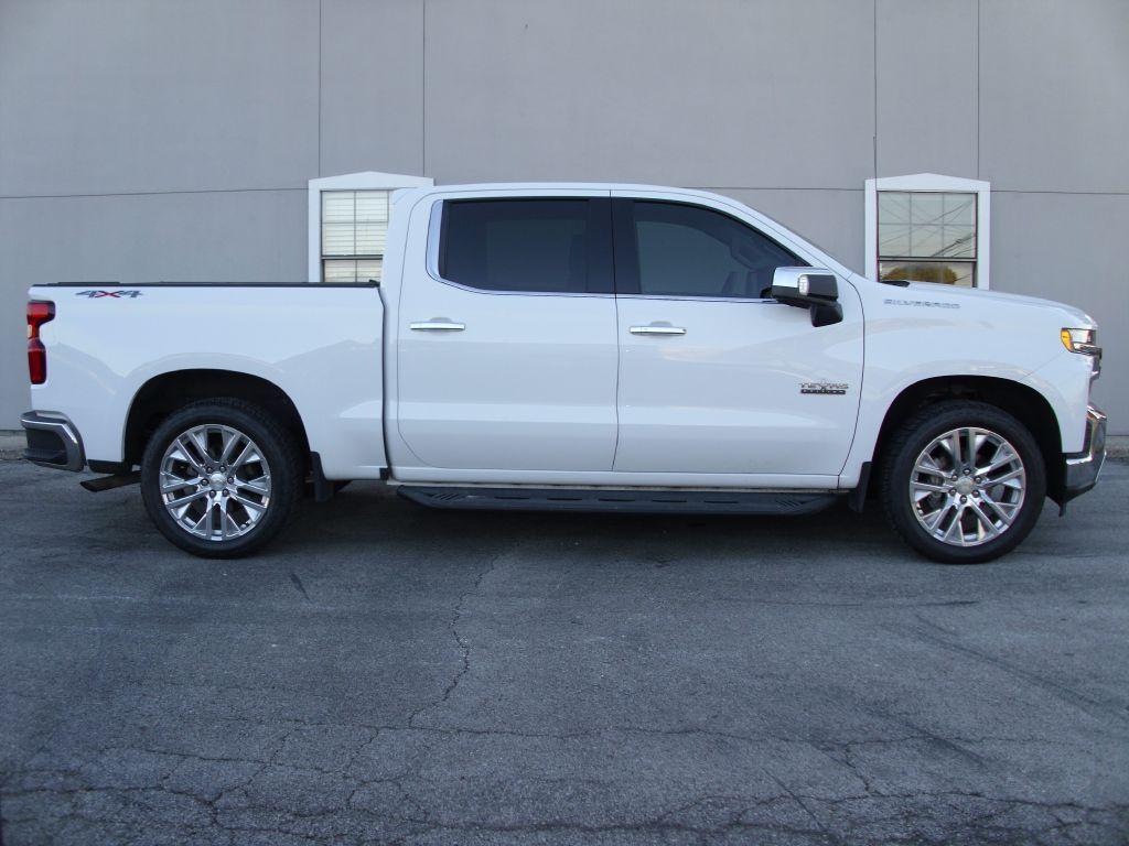 photo of 2020 CHEVROLET SILVERADO 1500 4DR