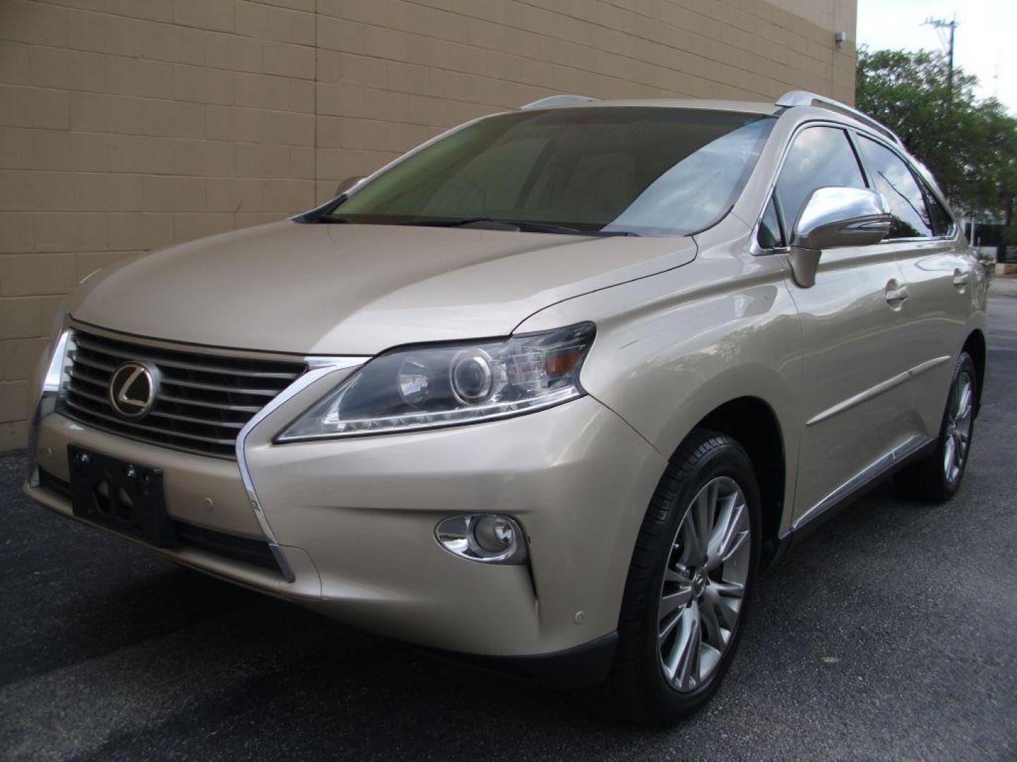 2013 GOLD LEXUS RX 350 (2T2ZK1BA5DC) with an 3.5L engine, Automatic transmission, located at 12019 San Pedro Avenue, San Antonio, TX, 78216, (210) 494-5895, 29.550915, -98.491142 - We provide financing options through various third-party Credit Unions and Auto Finance Companies, including RBFCU, USAA, SSFCU, Pen Fed, Navy Fed, Credit Human Credit Union of Texas, and most other credit unions. We also work with major banks such as Capital One and Broadway Bank. Payment methods a - Photo#3