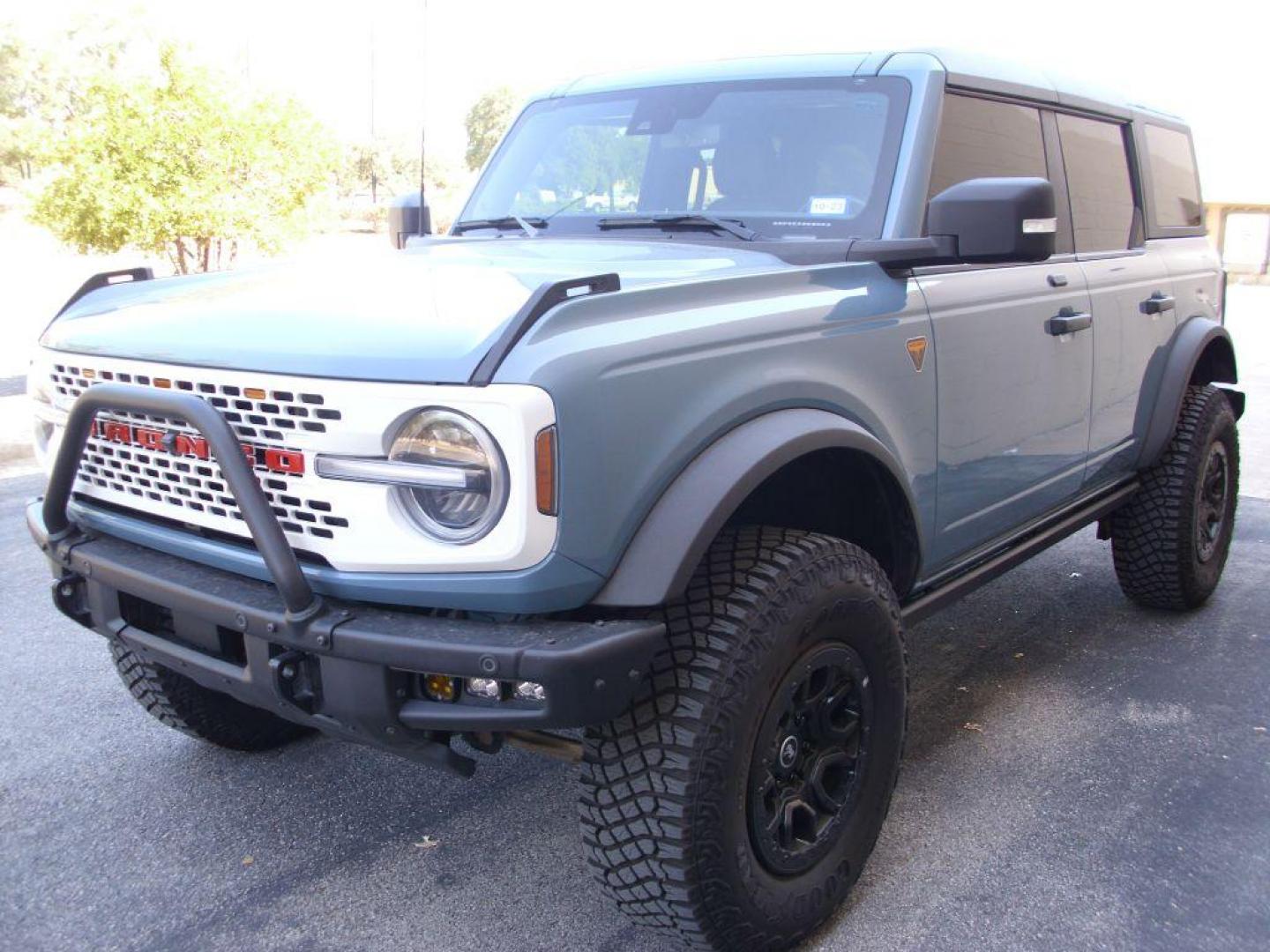 2021 BLUE FORD BRONCO BADLANDS (1FMEE5DH3ML) with an 2.3L engine, Automatic transmission, located at 12019 San Pedro Avenue, San Antonio, TX, 78216, (210) 494-5895, 29.550915, -98.491142 - We provide financing options through various third-party Credit Unions and Auto Finance Companies, including RBFCU, USAA, SSFCU, Pen Fed, Navy Fed, Credit Human Credit Union of Texas, and most other credit unions. We also work with major banks such as Capital One and Broadway Bank. Payment methods a - Photo#2