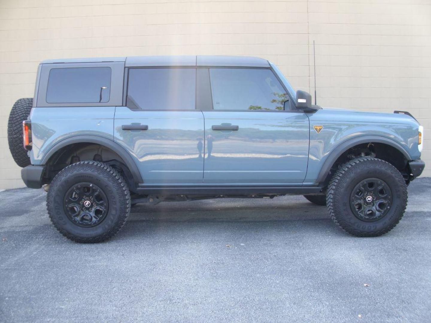 2021 BLUE FORD BRONCO BADLANDS (1FMEE5DH3ML) with an 2.3L engine, Automatic transmission, located at 12019 San Pedro Avenue, San Antonio, TX, 78216, (210) 494-5895, 29.550915, -98.491142 - We provide financing options through various third-party Credit Unions and Auto Finance Companies, including RBFCU, USAA, SSFCU, Pen Fed, Navy Fed, Credit Human Credit Union of Texas, and most other credit unions. We also work with major banks such as Capital One and Broadway Bank. Payment methods a - Photo#6