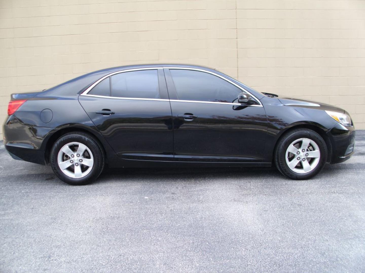 2013 BLACK CHEVROLET MALIBU LT (1G11C5SA1DU) with an 2.5L engine, Automatic transmission, located at 2215 Harry Wurzbach Rd , San Antonio, TX, 78209, (208) 269-7240, 29.491415, -98.432098- Photo#0