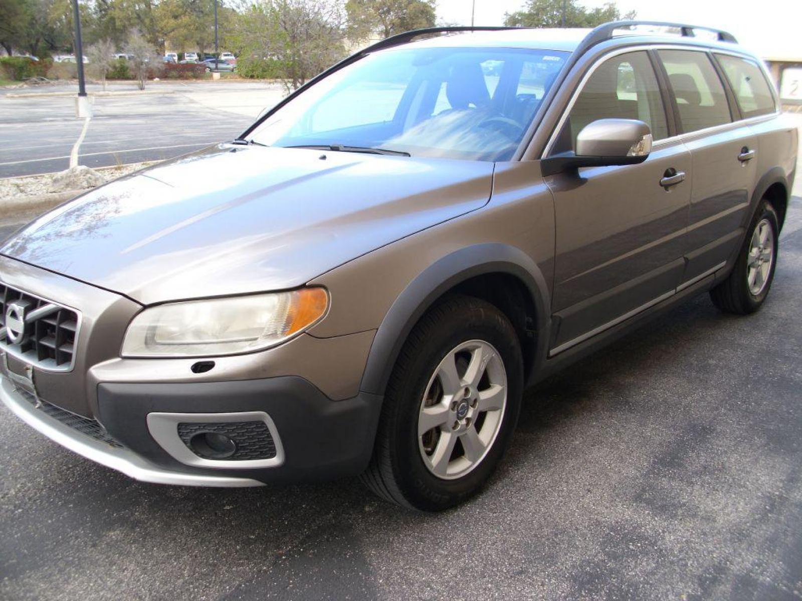 2010 GRAY VOLVO XC70 3.2 (YV4960BZ4A1) with an 3.2L engine, Automatic transmission, located at 12019 San Pedro Avenue, San Antonio, TX, 78216, (210) 494-5895, 29.551861, -98.487602 - AWD; Bluetooth Technology; Cruise Control; Front Seat Heaters; Leather Seats; Sunroof; Air Conditioning; Power Windows; Power Locks; Power Steering; Tilt Wheel; AM/FM CD/MP3; Satellite; Immobilizer; Keyless Entry; Alarm; Daytime Running Lights; Dual Front Airbags; Side Airbags; Head Airbags; Rear He - Photo #2