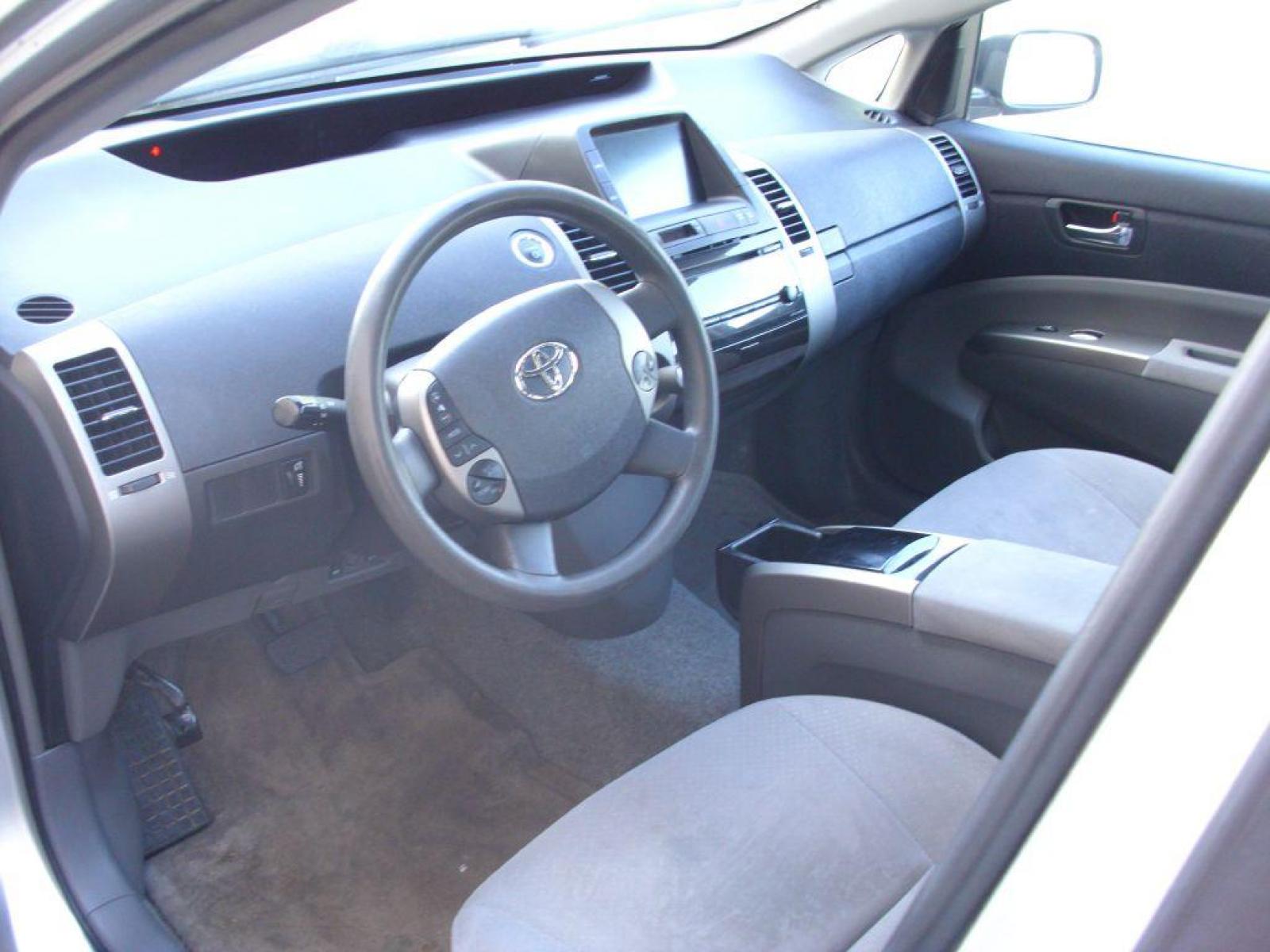 2009 SILVER TOYOTA PRIUS (JTDKB20U793) with an 1.5L engine, Continuously Variable transmission, located at 12019 San Pedro Avenue, San Antonio, TX, 78216, (210) 494-5895, 29.551861, -98.487602 - One-Owner; Air Conditioning; Power Windows; Power Locks; Power Steering; Tilt Wheel; AM/FM CD/MP3; Satellite; AM/FM CD/DVD; Immobilizer; Keyless Entry; Alarm; Dual Front Airbags; Side Airbags; Head Airbags; Rear Head Airbags; Active Seatbelts; All Wheel ABS - Photo #7