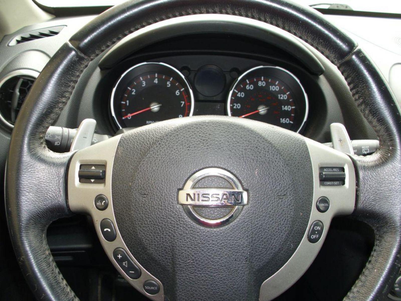 2009 GRAY NISSAN ROGUE S (JN8AS58V79W) with an 2.5L engine, Automatic transmission, located at 12019 San Pedro Avenue, San Antonio, TX, 78216, (210) 494-5895, 29.551861, -98.487602 - Photo #19