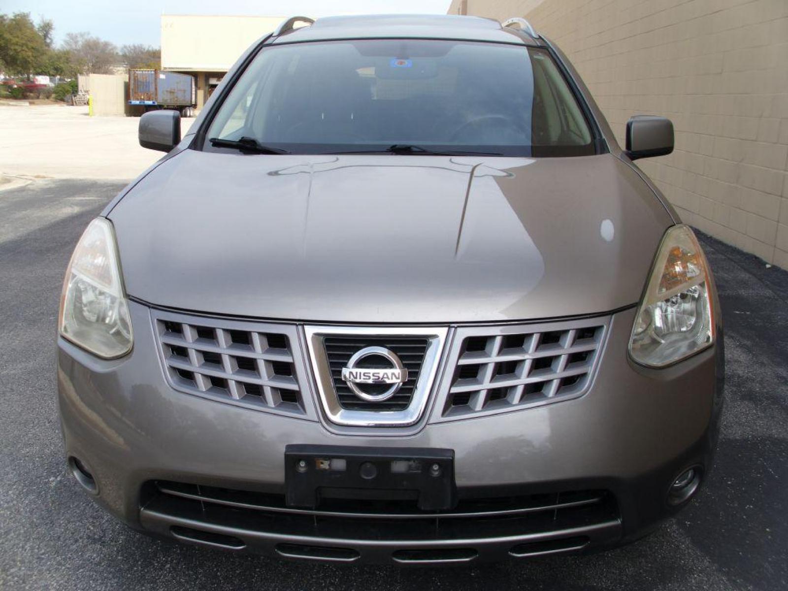 2009 GRAY NISSAN ROGUE S (JN8AS58V79W) with an 2.5L engine, Automatic transmission, located at 12019 San Pedro Avenue, San Antonio, TX, 78216, (210) 494-5895, 29.551861, -98.487602 - Photo #4