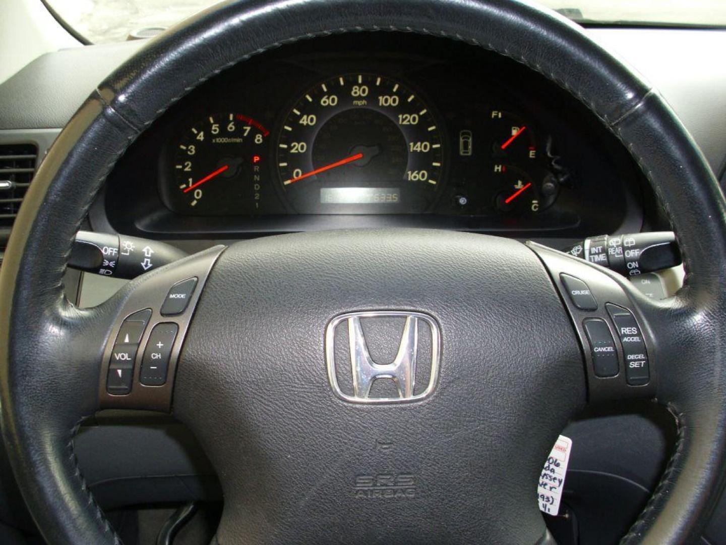 2006 SILVER HONDA ODYSSEY EXL (5FNRL38696B) with an 3.5L engine, Automatic transmission, located at 12019 San Pedro Avenue, San Antonio, TX, 78216, (208) 269-7240, 29.550915, -98.491142 - We provide financing options through various third-party Credit Unions and Auto Finance Companies, including RBFCU, USAA, SSFCU, Pen Fed, Navy Fed, Credit Human Credit Union of Texas, and most other credit unions. We also work with major banks such as Capital One and Broadway Bank. Payment methods a - Photo#24