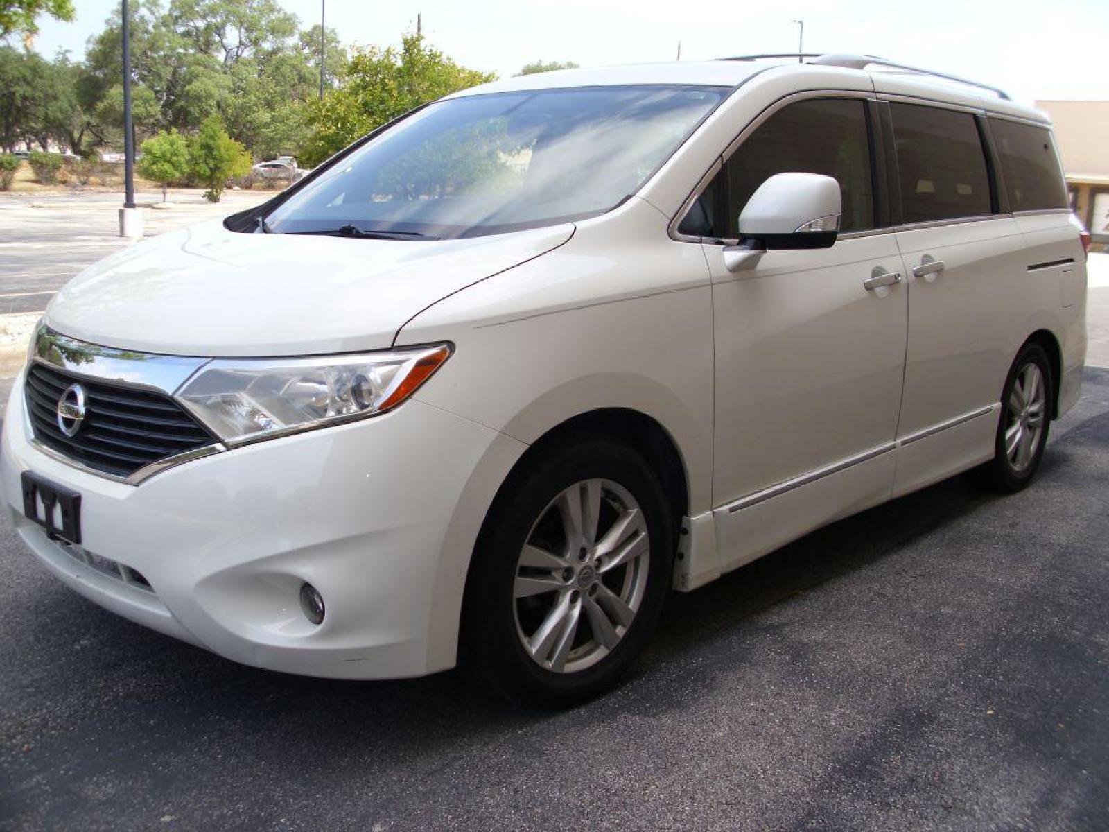 2012 WHITE NISSAN QUEST LE (JN8AE2KPXC9) with an 3.5L engine, Automatic transmission, located at 12019 San Pedro Avenue, San Antonio, TX, 78216, (210) 494-5895, 29.550915, -98.491142 - Photo #4