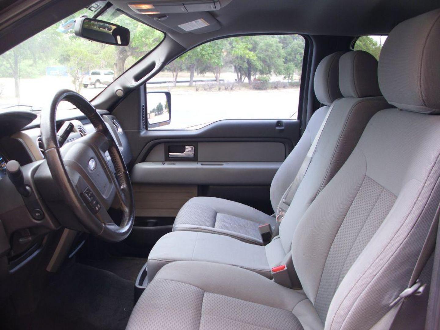 2012 GRAY FORD F150 XLT (1FTFW1CF5CK) with an 5.0L engine, Automatic transmission, located at 12019 San Pedro Avenue, San Antonio, TX, 78216, (210) 494-5895, 29.550915, -98.491142 - ALL POWER - VERY CLEAN - WELL MAINTAINED - Air Conditioning; Power Windows; Power Locks; Power Steering; Tilt Wheel; AM/FM; AM/FM CD/MP3; Satellite; Sentry Key; Dual Front Airbags; Side Airbags; Head Airbags; Rear Head Airbags; Active Seatbelts; Crew Cab; Regular Bed; All Wheel ABS; 1/2 Ton; Bed Li - Photo#7