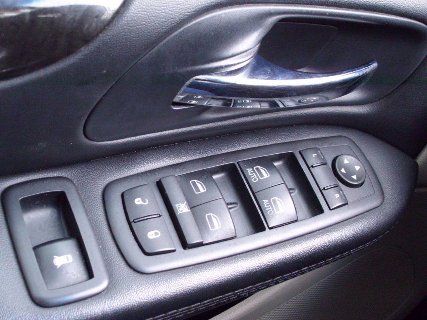 2016 GRAY DODGE GRAND CARAVAN SXT SXT (2C4RDGCG3GR) with an 3.6L engine, Automatic transmission, San Antonio, TX, 78216, (208) 269-7240, 29.424601, -98.495140 - GREAT BUY - VERY CLEAN - Power Sliding Doors (Right and Left), Power Lifegate, 2nd and 3rd Row Power Windows, Air Conditioning; Power Windows; Power Locks; Power Steering; Tilt Wheel; AM/FM CD/MP3; Satellite; AM/FM CD/DVD; Sentry Key; Keyless Entry; Alarm; Available; Dual Front Airbags; Side Air - Photo#19