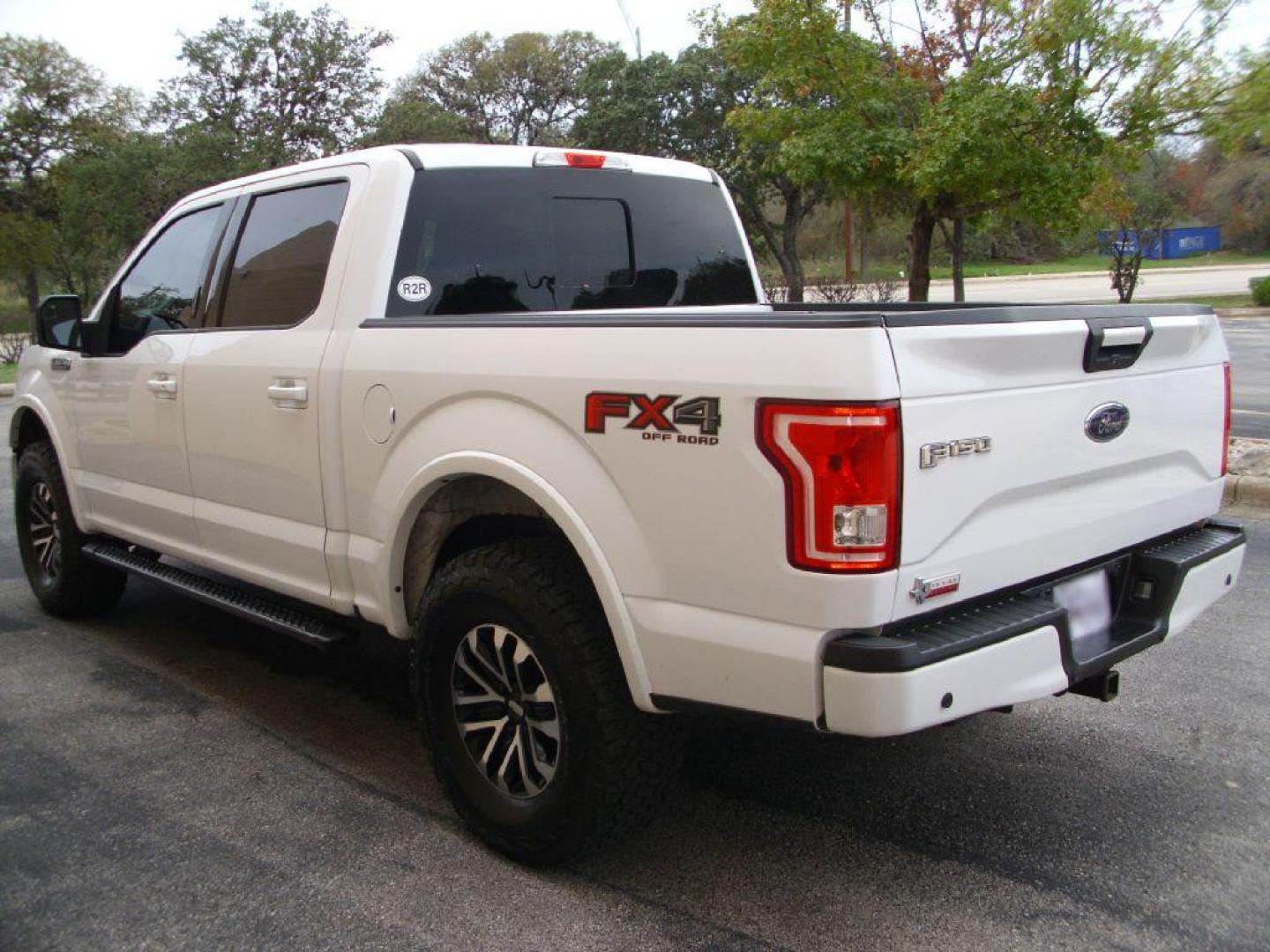 2017 WHITE FORD F150 FX4 SUPERCREW (1FTEW1EFXHK) with an 5.0L engine, Automatic transmission, located at 12019 San Pedro Avenue, San Antonio, TX, 78216, (210) 494-5895, 29.550915, -98.491142 - Photo#2