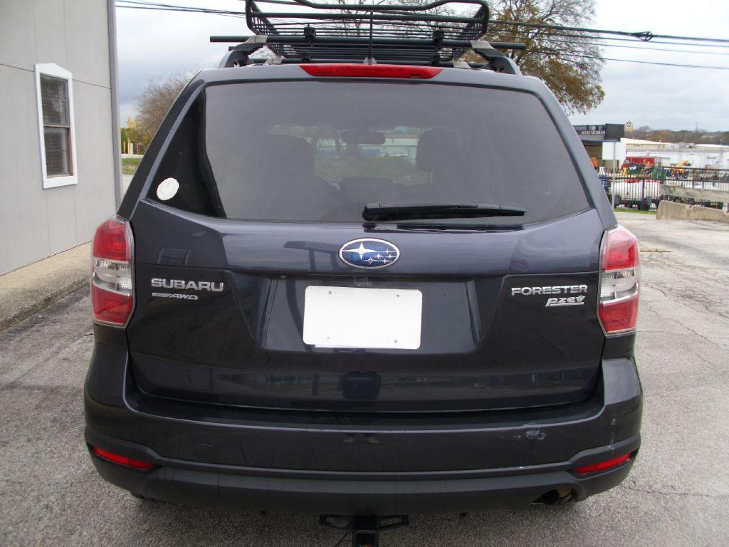 2015 GRAY SUBARU FORESTER 2.5I PREMIUM (JF2SJADC6FH) with an 2.5L engine, Automatic transmission, located at 12019 San Pedro Avenue, San Antonio, TX, 78216, (210) 494-5895, 29.550915, -98.491142 - Photo#6