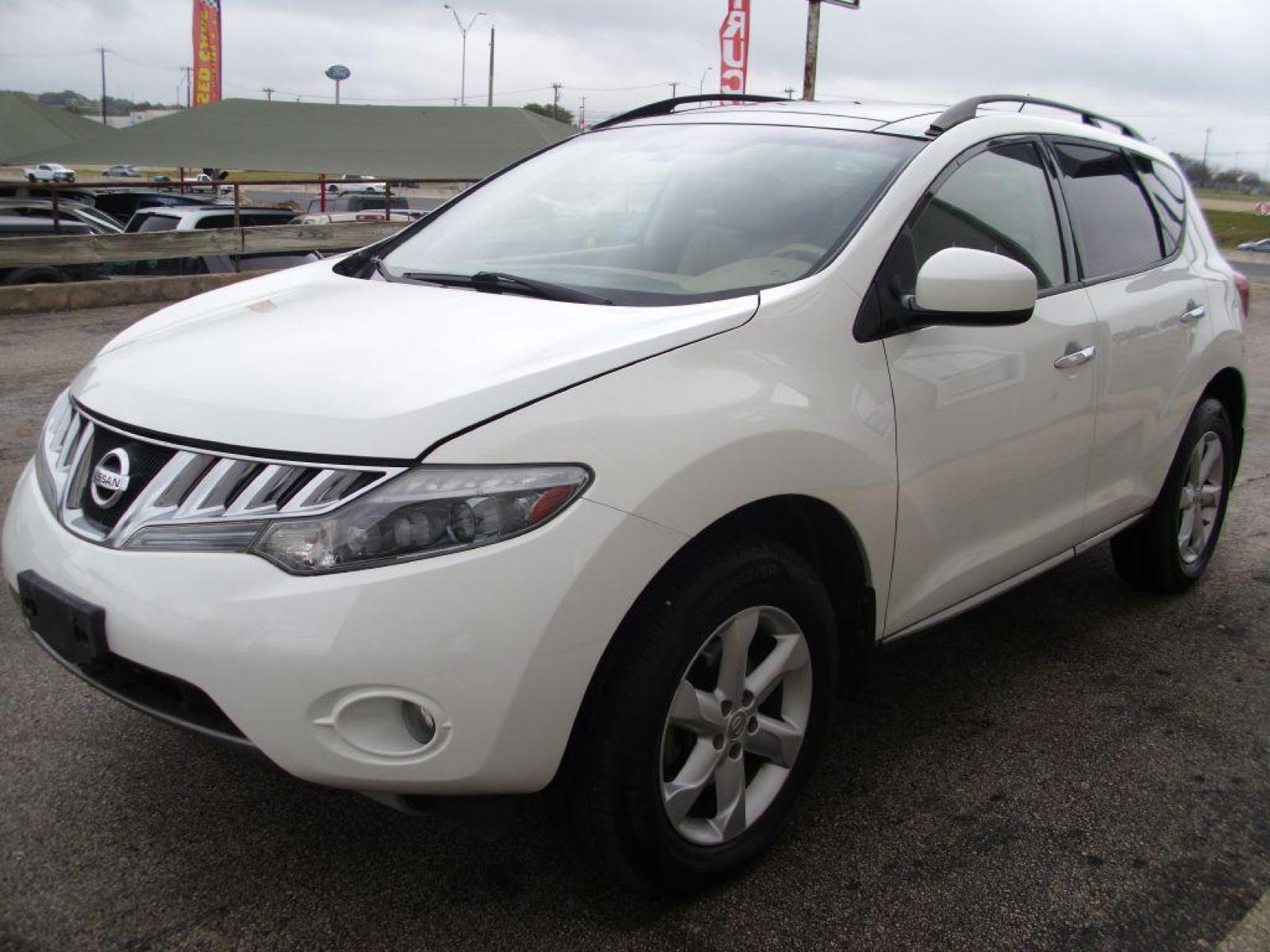 2010 WHITE NISSAN MURANO S (JN8AZ1MW3AW) with an 3.5L engine, Continuously Variable transmission, located at 12019 San Pedro Avenue, San Antonio, TX, 78216, (210) 494-5895, 29.550915, -98.491142 - AWD - IMMACULATE - Air Conditioning; Power Windows; Power Locks; Power Steering; Tilt Wheel; AM/FM CD/MP3; Satellite; AM/FM CD/DVD; Sentry Key; Keyless Entry; Alarm; Dual Air Bags Front Head and Sides; Active Belts; 4WD/AWD; Alloy Wheels; Auxiliary Input; BOSE Sound System; Bluetooth Technology; Cr - Photo #2