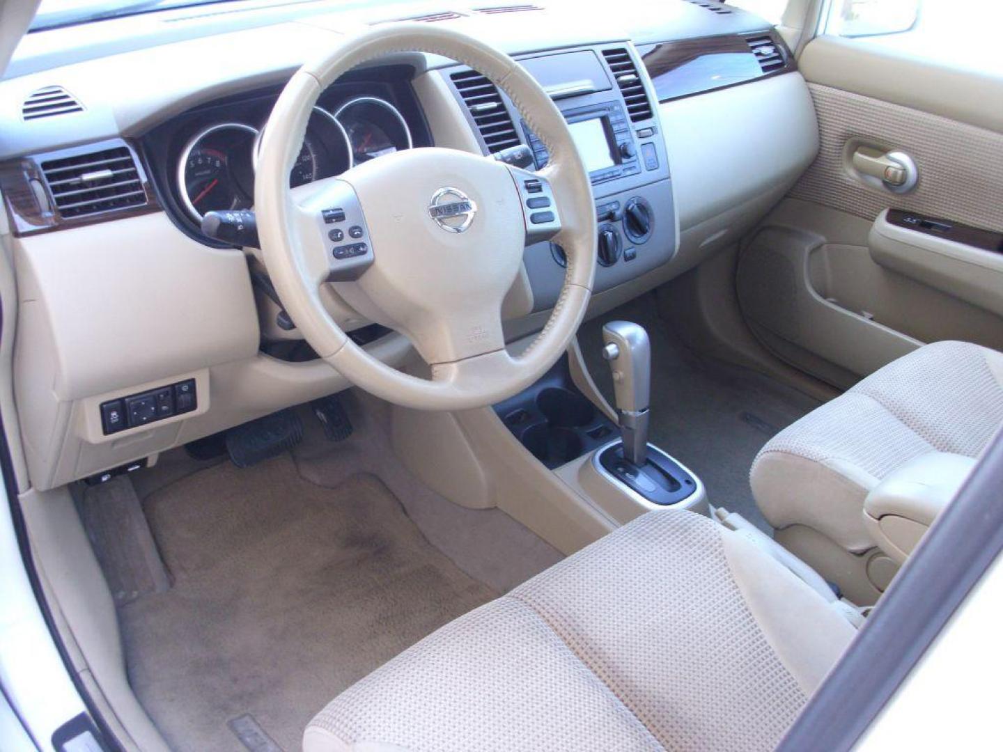 2012 WHITE NISSAN VERSA SL (3N1BC1CP6CK) with an 1.8L engine, Continuously Variable transmission, located at 12019 San Pedro Avenue, San Antonio, TX, 78216, (210) 494-5895, 29.550915, -98.491142 - We provide financing options through various third-party Credit Unions and Auto Finance Companies, including RBFCU, USAA, SSFCU, Pen Fed, Navy Fed, Credit Human Credit Union of Texas, and most other credit unions. We also work with major banks such as Capital One and Broadway Bank. Payment methods a - Photo#6