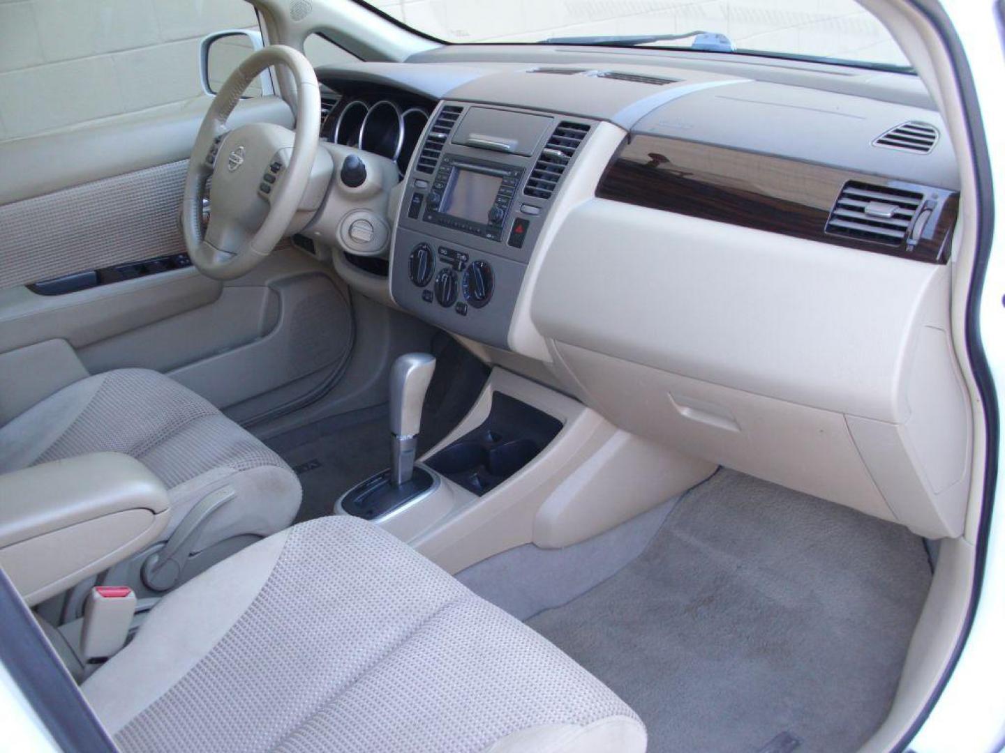 2012 WHITE NISSAN VERSA SL (3N1BC1CP6CK) with an 1.8L engine, Continuously Variable transmission, located at 12019 San Pedro Avenue, San Antonio, TX, 78216, (210) 494-5895, 29.550915, -98.491142 - We provide financing options through various third-party Credit Unions and Auto Finance Companies, including RBFCU, USAA, SSFCU, Pen Fed, Navy Fed, Credit Human Credit Union of Texas, and most other credit unions. We also work with major banks such as Capital One and Broadway Bank. Payment methods a - Photo#8