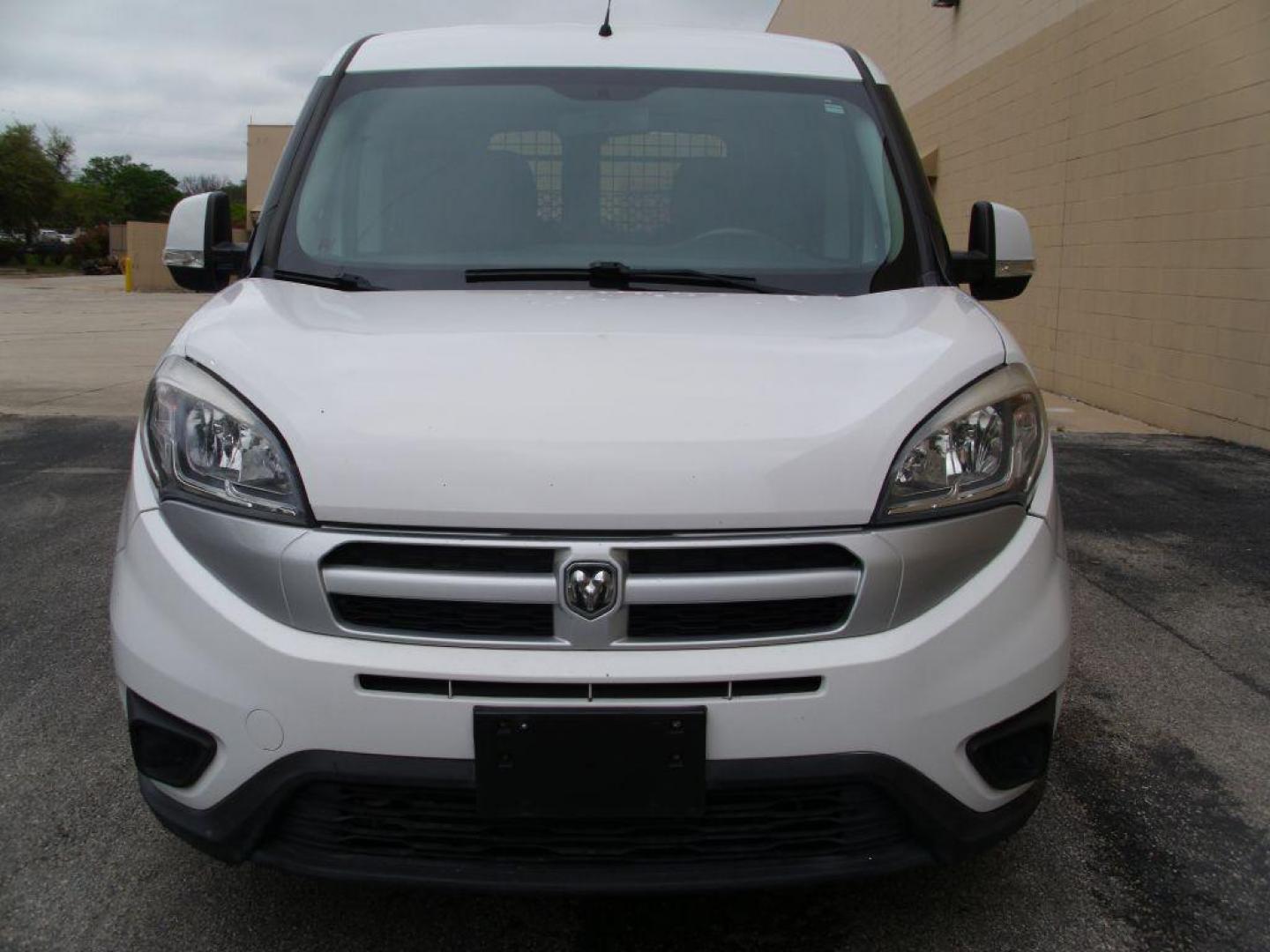 2017 WHITE RAM PROMASTER SLT (ZFBERFBB1H6) with an 2.4L engine, Automatic transmission, located at 12019 San Pedro Avenue, San Antonio, TX, 78216, (210) 494-5895, 29.550915, -98.491142 - We provide financing options through various third-party Credit Unions and Auto Finance Companies, including RBFCU, USAA, SSFCU, Pen Fed, Navy Fed, Credit Human Credit Union of Texas, and most other credit unions. We also work with major banks such as Capital One and Broadway Bank. Payment methods a - Photo#3