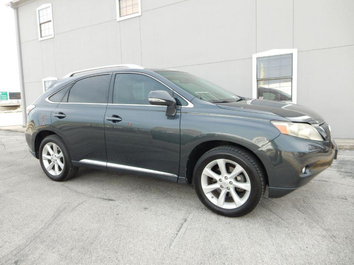 2010 GRAY LEXUS RX 350 (JTJZK1BA5A2) with an 3.5L engine, Automatic transmission, located at 12019 San Pedro Avenue, San Antonio, TX, 78216, (210) 494-5895, 29.550915, -98.491142 - We provide financing options through various third-party Credit Unions and Auto Finance Companies, including RBFCU, USAA, SSFCU, Pen Fed, Navy Fed, Credit Human Credit Union of Texas, and most other credit unions. We also work with major banks such as Capital One and Broadway Bank. Payment methods a - Photo#1