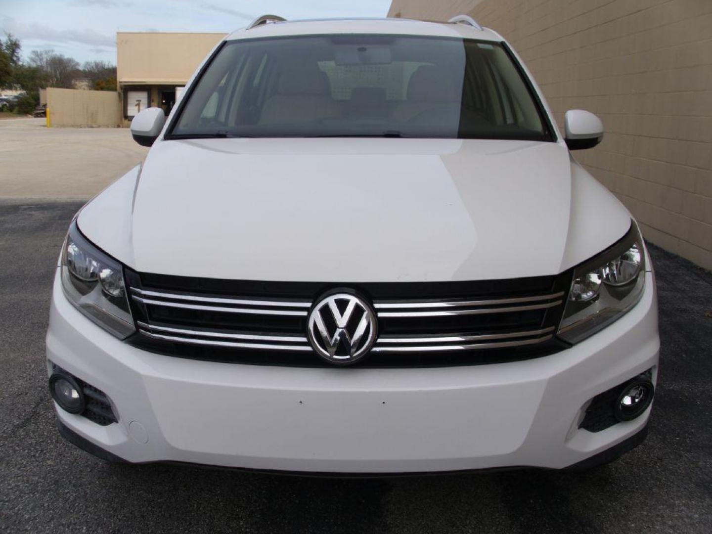 2013 WHITE VOLKSWAGEN TIGUAN S (WVGAV7AX8DW) with an 2.0L engine, Automatic transmission, located at 12019 San Pedro Avenue, San Antonio, TX, 78216, (210) 494-5895, 29.550915, -98.491142 - Photo#3