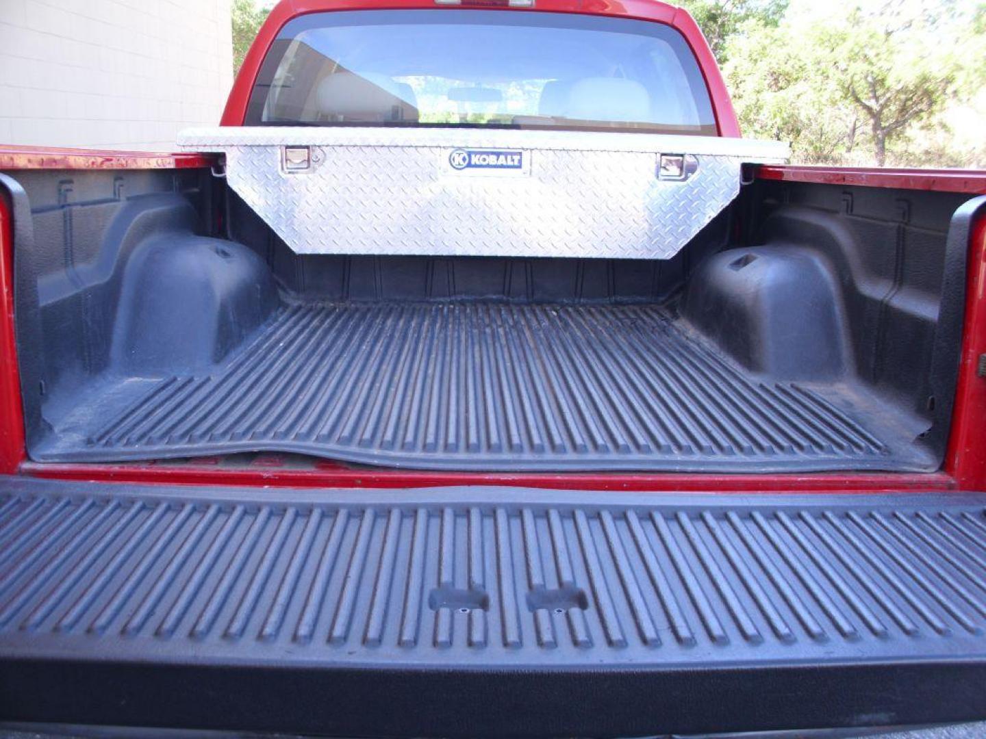 2008 RED DODGE DAKOTA SXT (1D7HE38K98S) with an 3.7L engine, Automatic transmission, located at 12019 San Pedro Avenue, San Antonio, TX, 78216, (210) 494-5895, 29.550915, -98.491142 - Photo#15