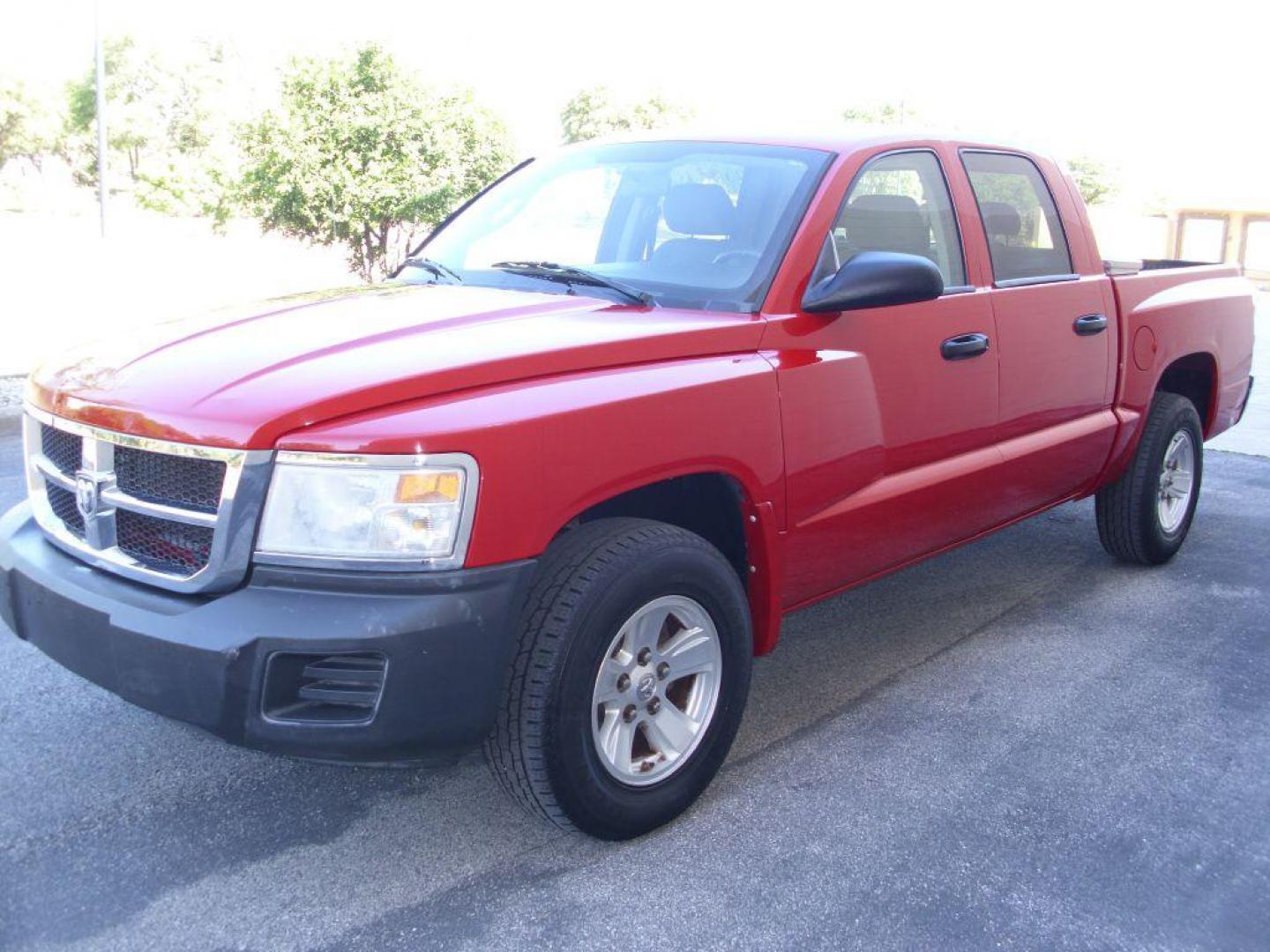 2008 RED DODGE DAKOTA SXT (1D7HE38K98S) with an 3.7L engine, Automatic transmission, located at 12019 San Pedro Avenue, San Antonio, TX, 78216, (210) 494-5895, 29.550915, -98.491142 - Photo#2