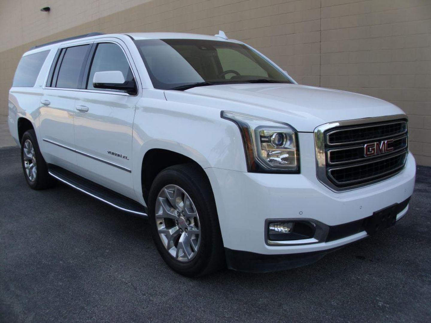 2016 WHITE GMC YUKON XL ( SUBURBAN ) (1GKS1GKC3GR) with an 5.3L engine, Automatic transmission, located at 12019 San Pedro Avenue, San Antonio, TX, 78216, (210) 494-5895, 29.550915, -98.491142 - We provide financing options through various third-party Credit Unions and Auto Finance Companies, including RBFCU, USAA, SSFCU, Pen Fed, Navy Fed, Credit Human Credit Union of Texas, and most other credit unions. We also work with major banks such as Capital One and Broadway Bank. Payment methods a - Photo#2